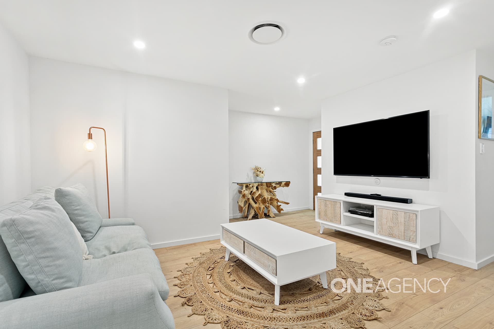 38 Flannery Drive, Calderwood, Calderwood - Thumbnail 5
