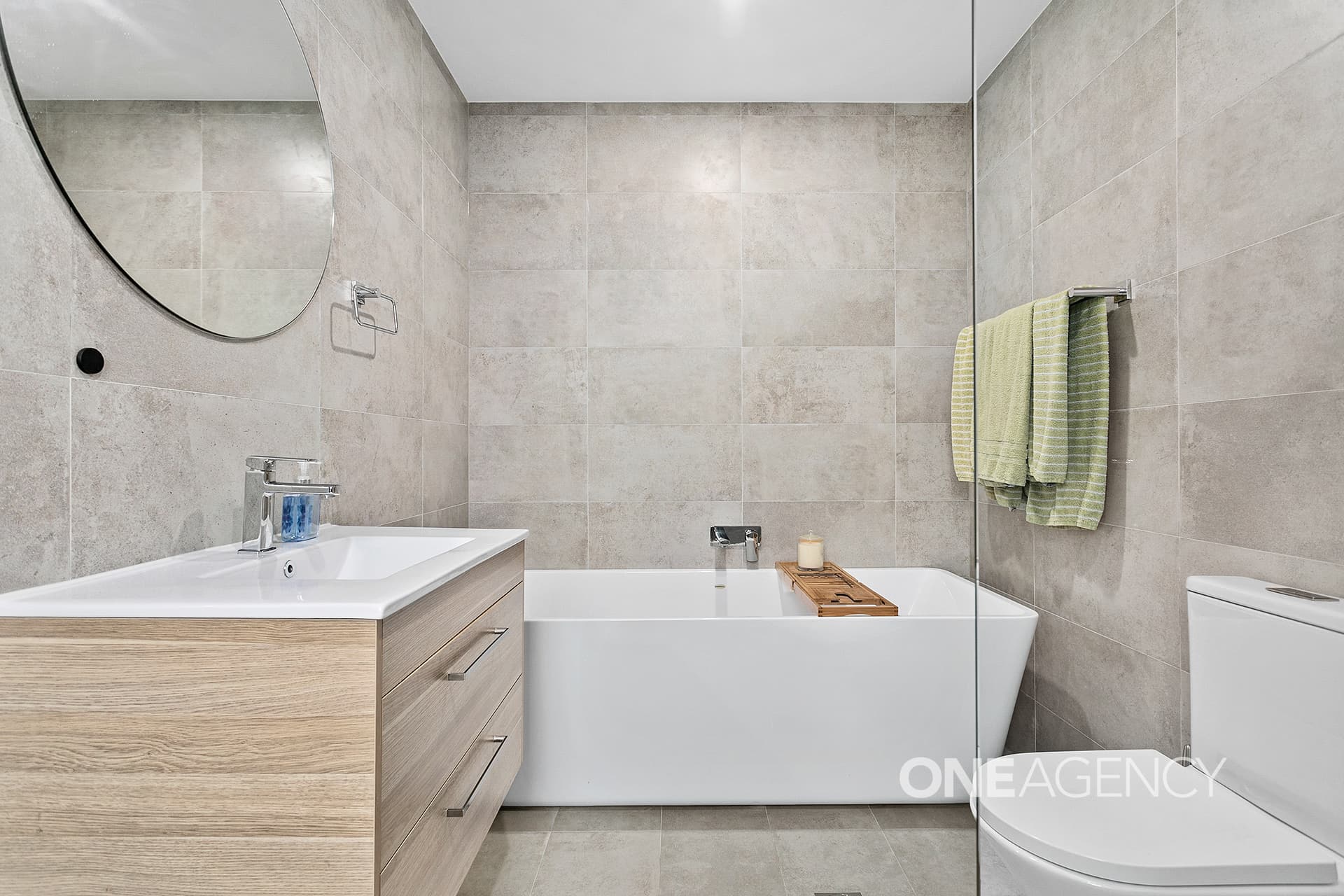 38 Flannery Drive, Calderwood, Calderwood - Thumbnail 6