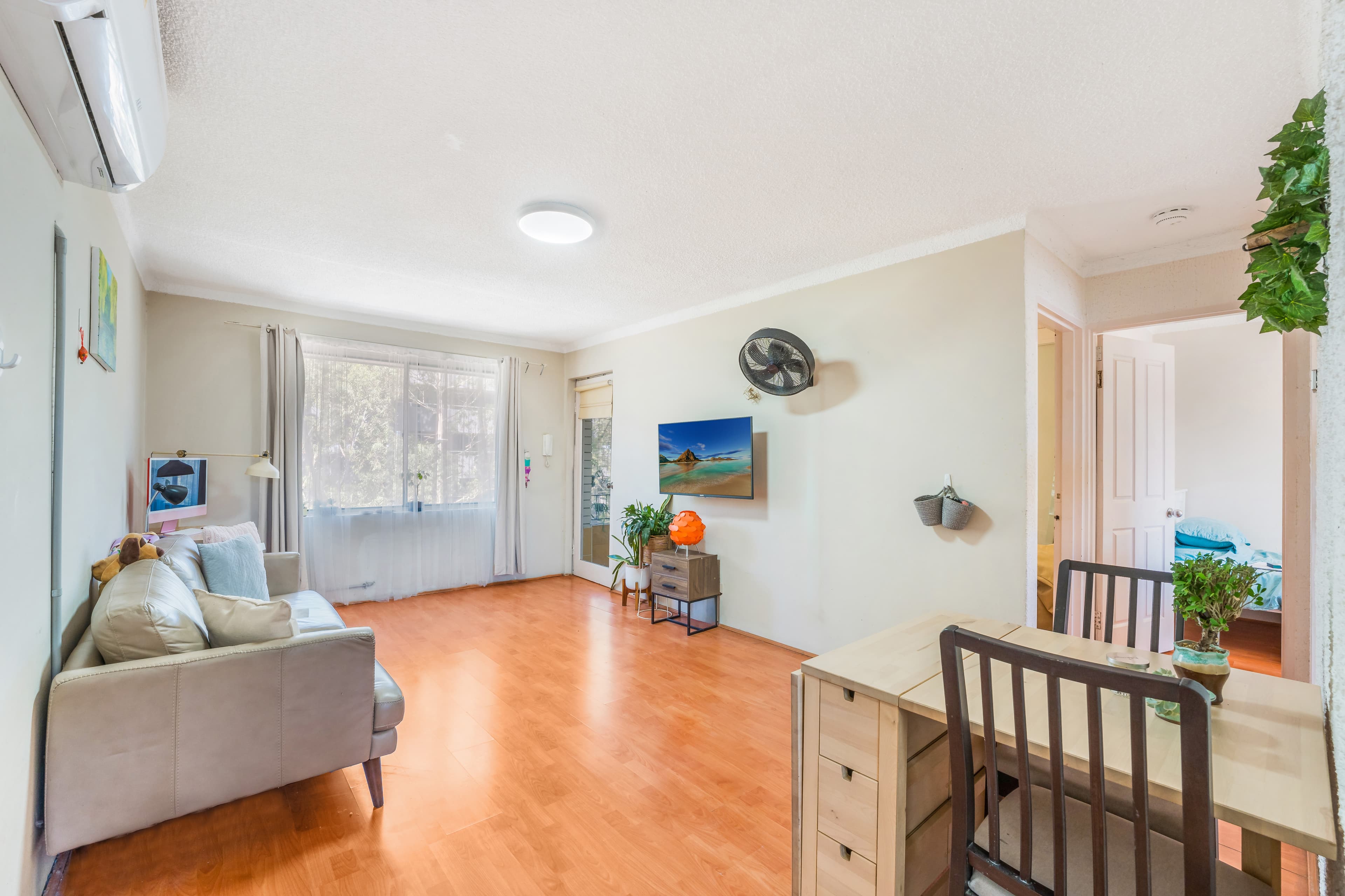 6/22-24 Remembrance Avenue, Warwick Farm, Warwick Farm - Thumbnail 4