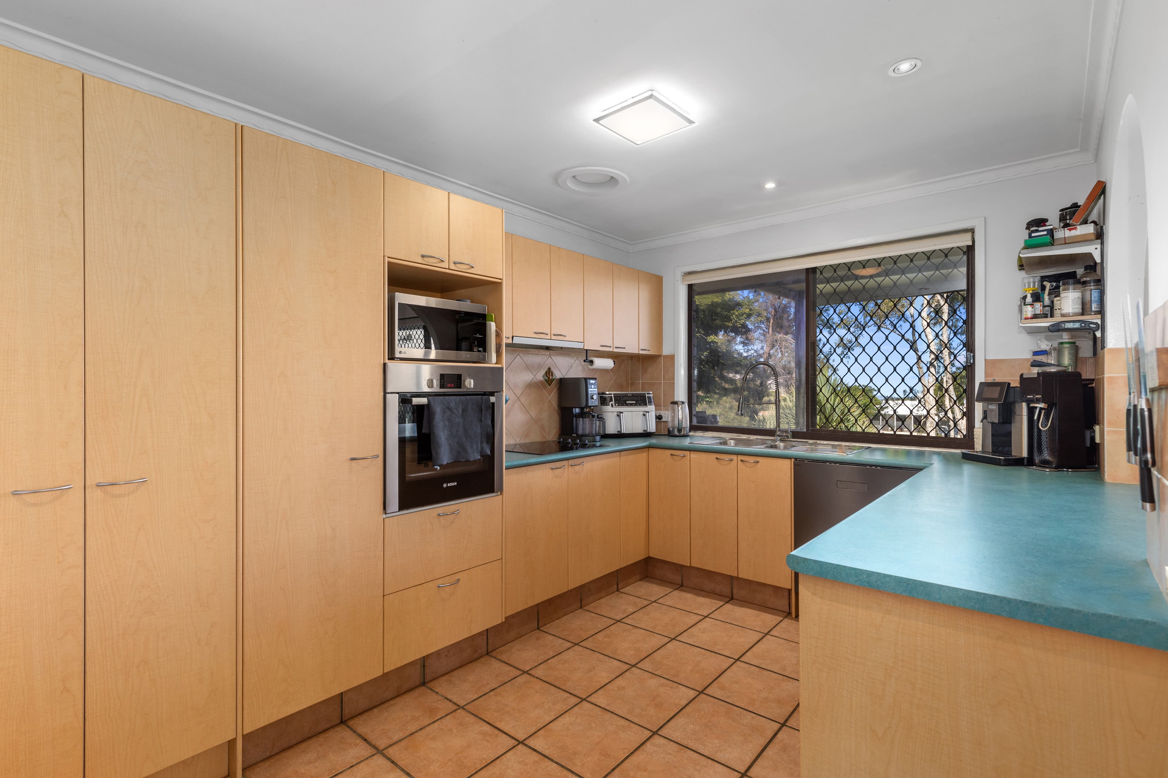 62 Jabiru Avenue, Burleigh Waters, Burleigh Waters - Thumbnail 7