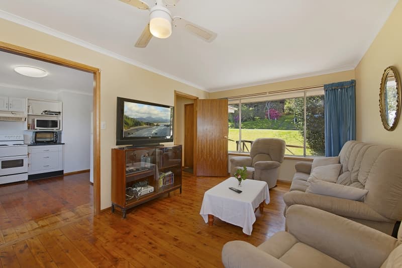 17 Rysdyk Parade, Wamberal, Wamberal - Thumbnail 2