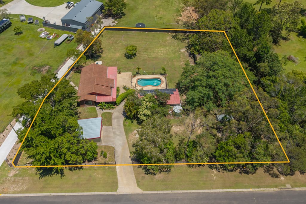14 Logrunner Drive, Upper Caboolture, Upper Caboolture - Thumbnail 2