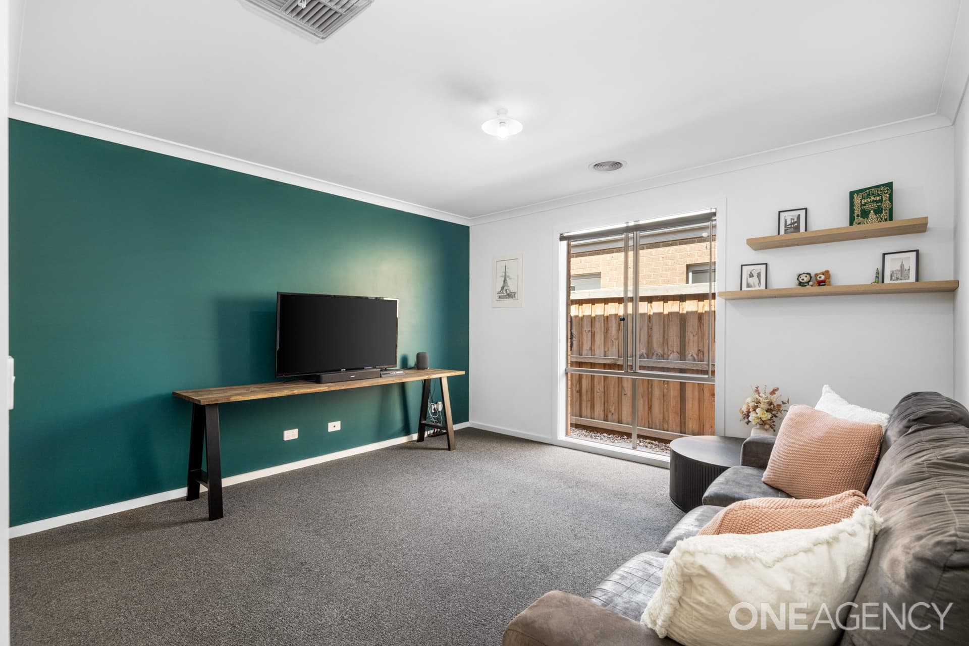 57 McArthur Crescent, Armstrong Creek, Armstrong Creek - Thumbnail 5