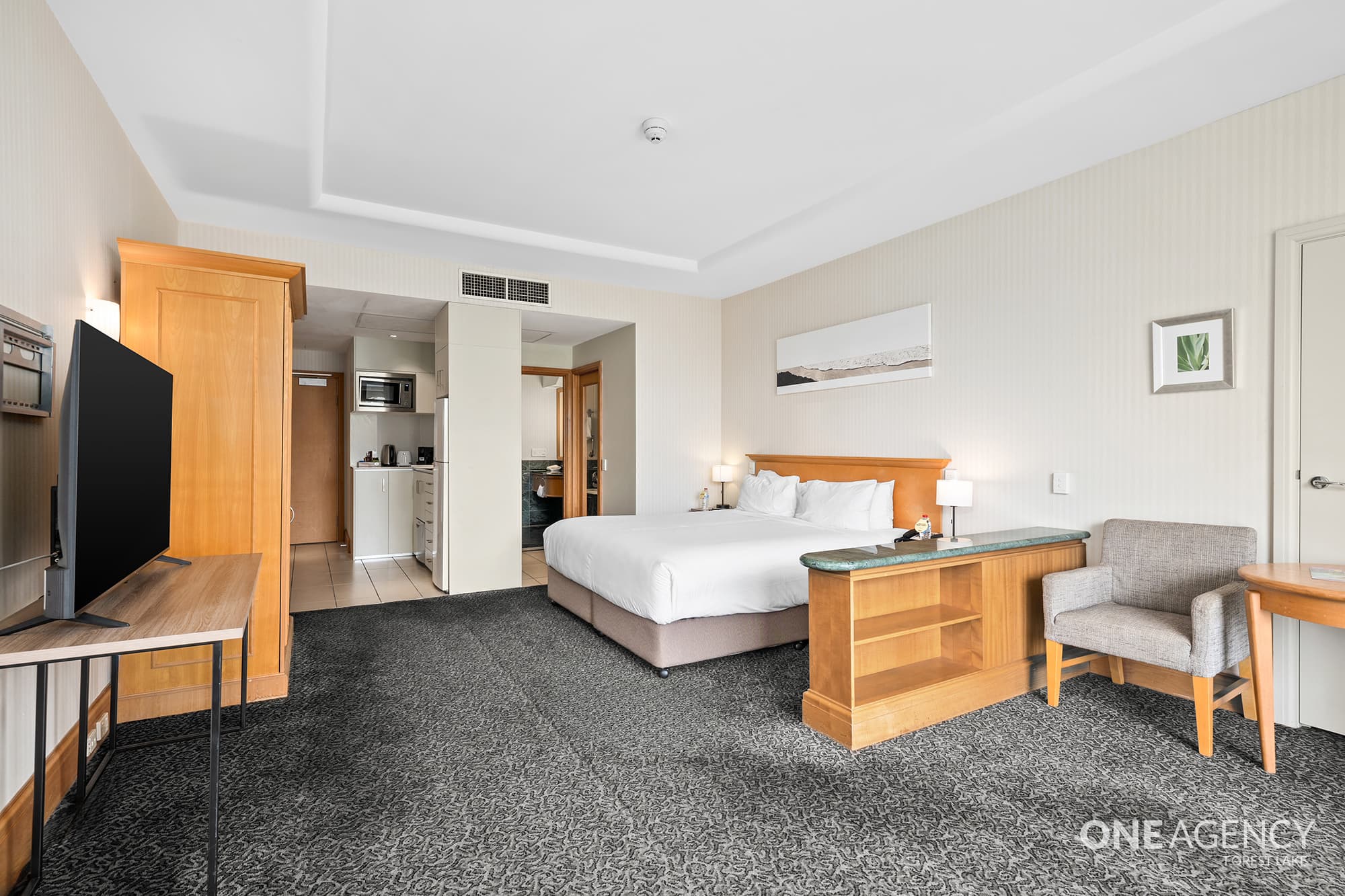303/2801-2833 Gold Coast Highway, Surfers Paradise, Surfers Paradise - Image 1
