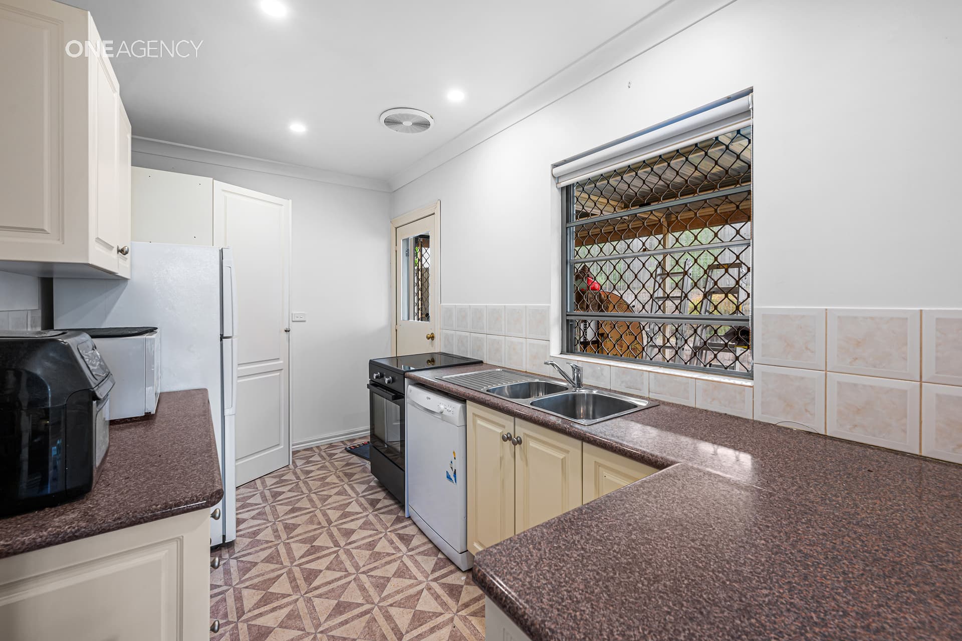 26 Hawkins Street, Latrobe, Latrobe - Thumbnail 6