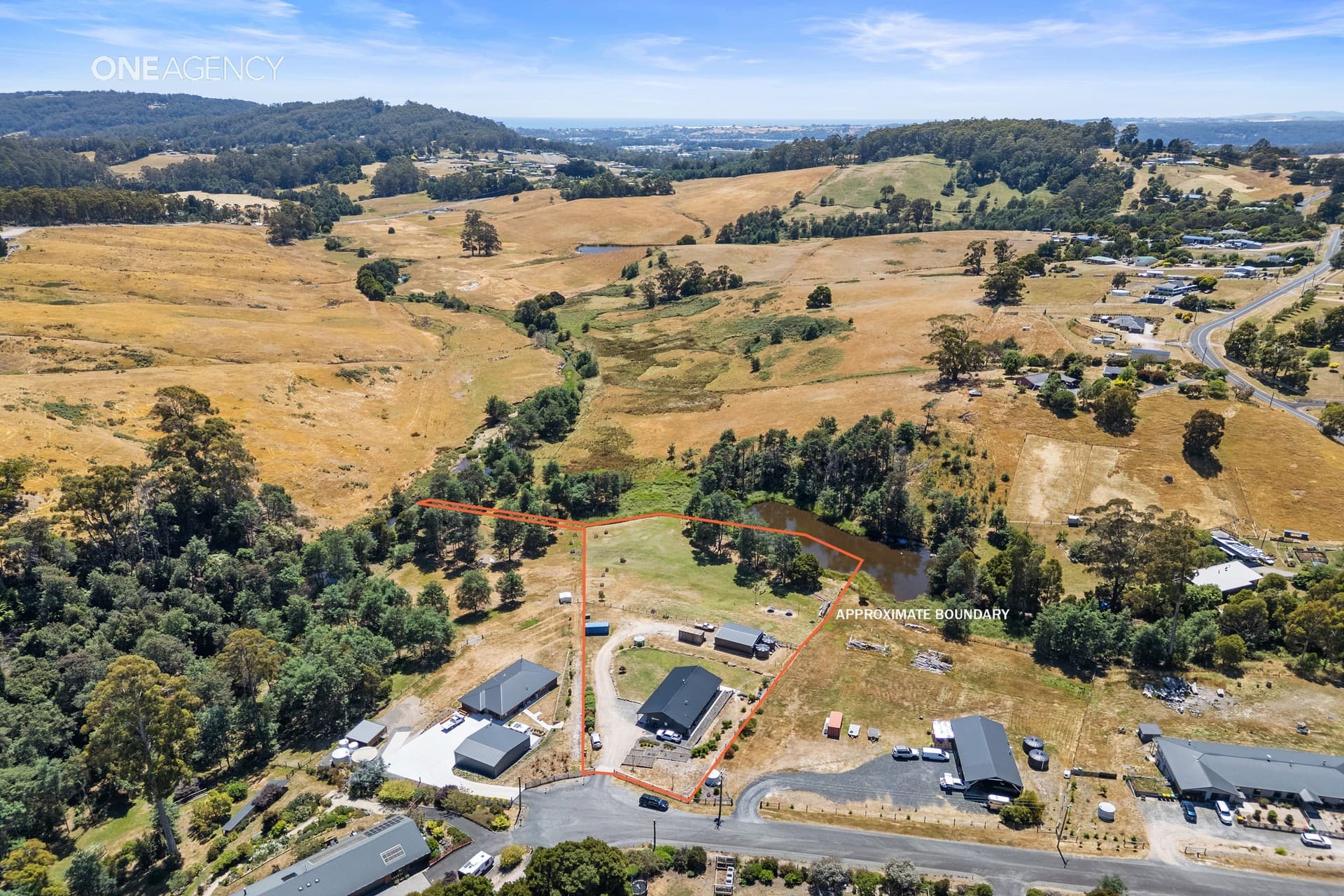 16 Penzance Place, Acacia Hills, Acacia Hills - Thumbnail 3
