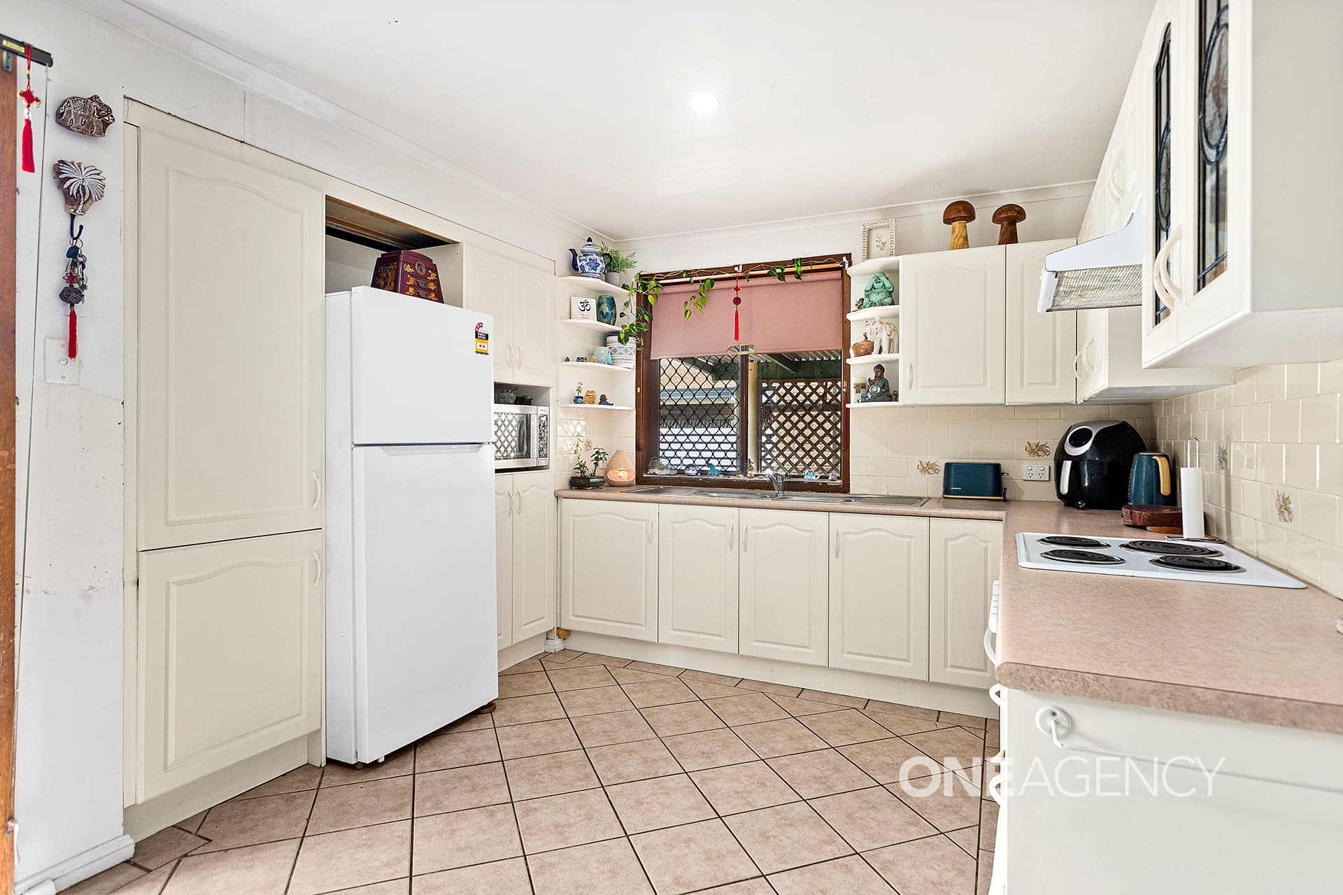 40 Parkdale Avenue, Horsley, Horsley - Thumbnail 3