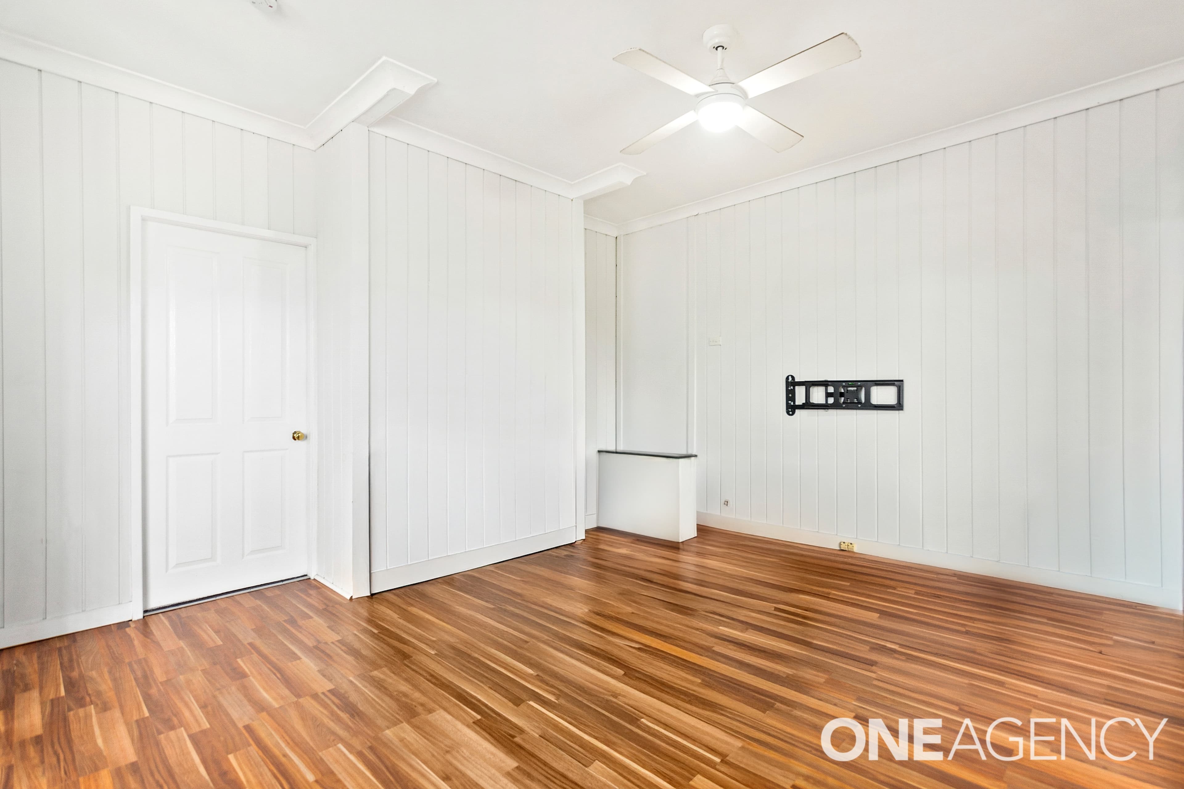 1 Carinmoney Avenue, Warilla, Warilla - Thumbnail 2