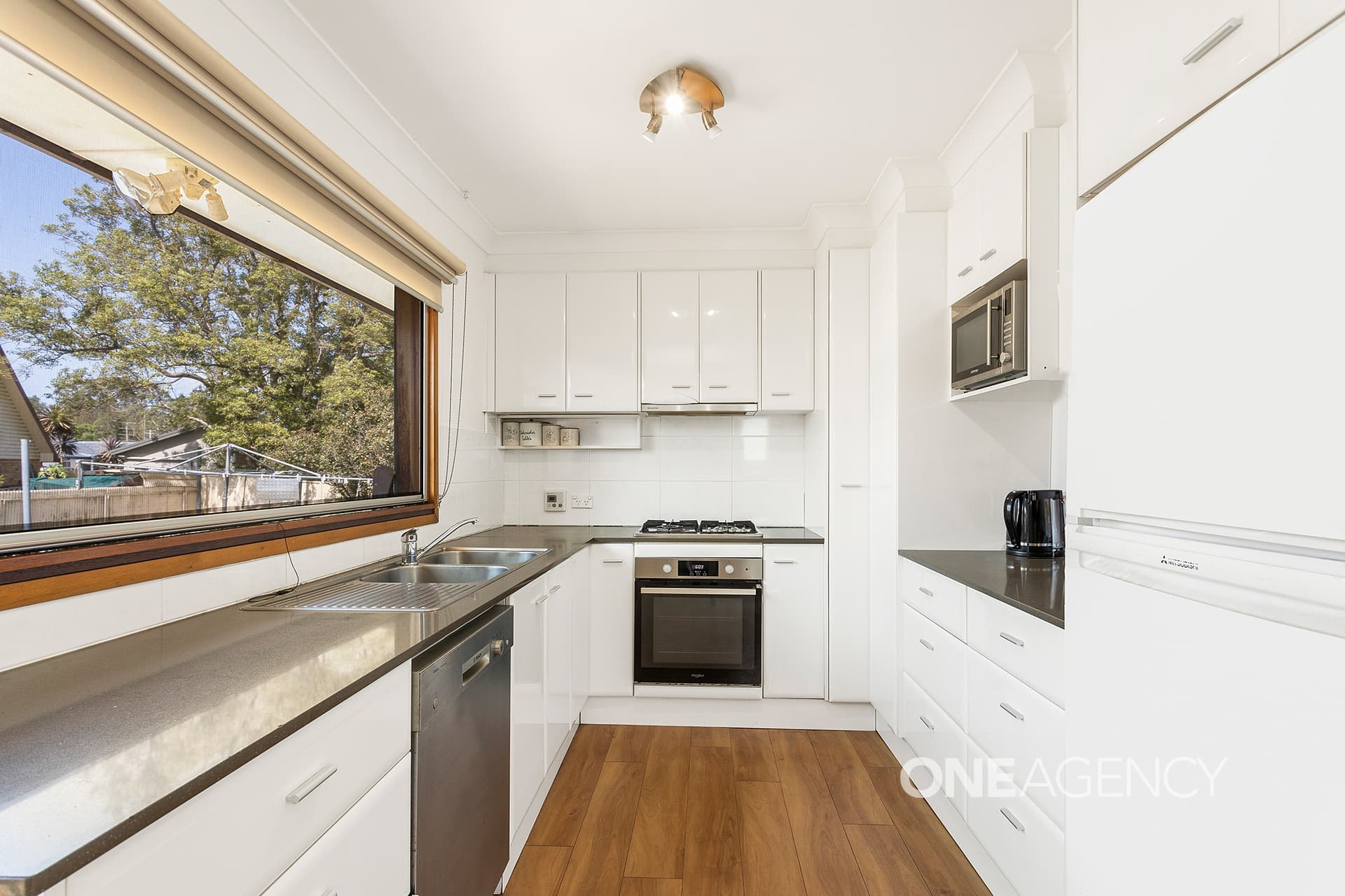 4 Bangaroo Avenue, Dapto, Dapto - Thumbnail 2
