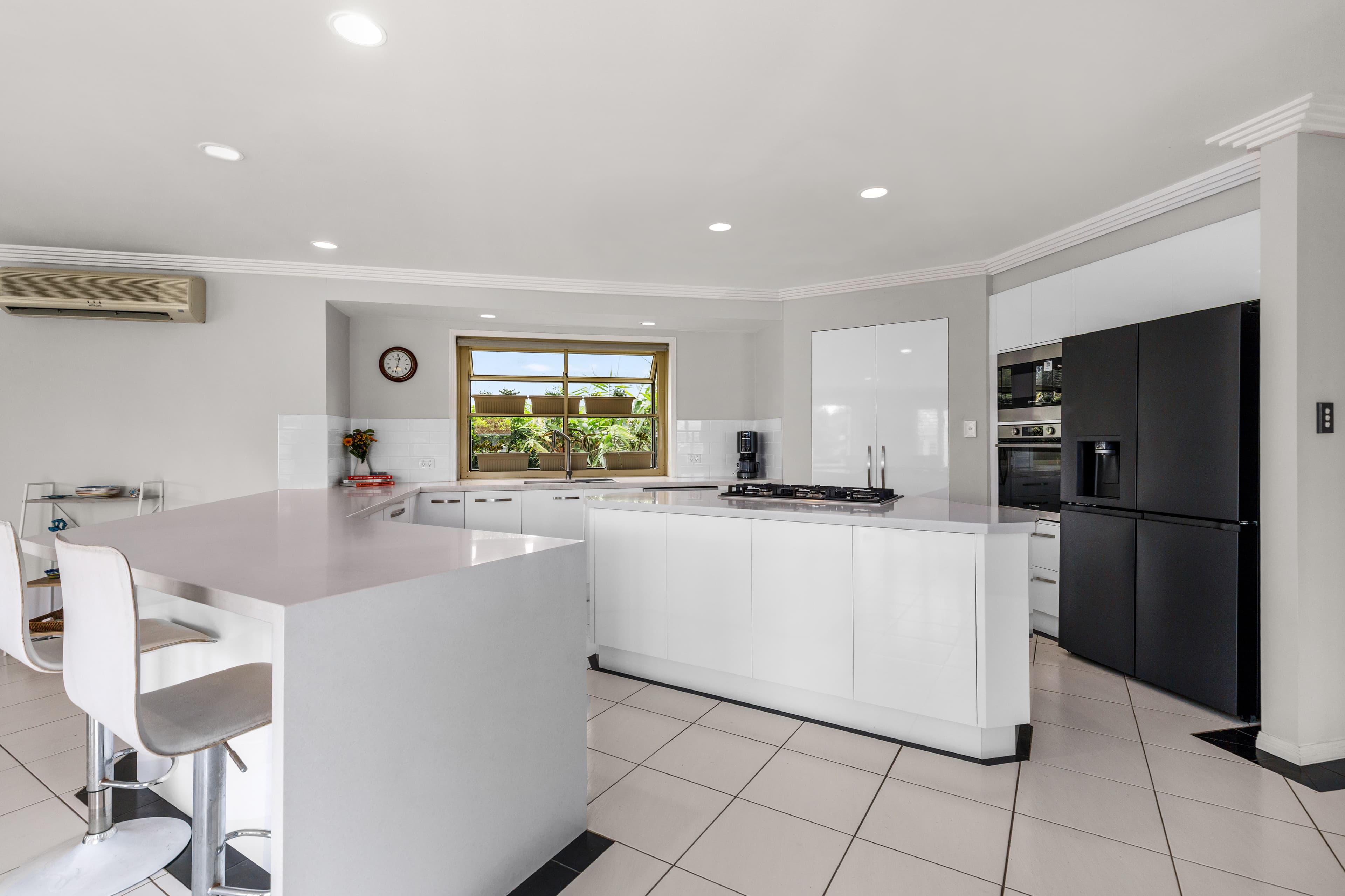 59 Pintail Crescent, Burleigh Waters, Burleigh Waters - Thumbnail 7