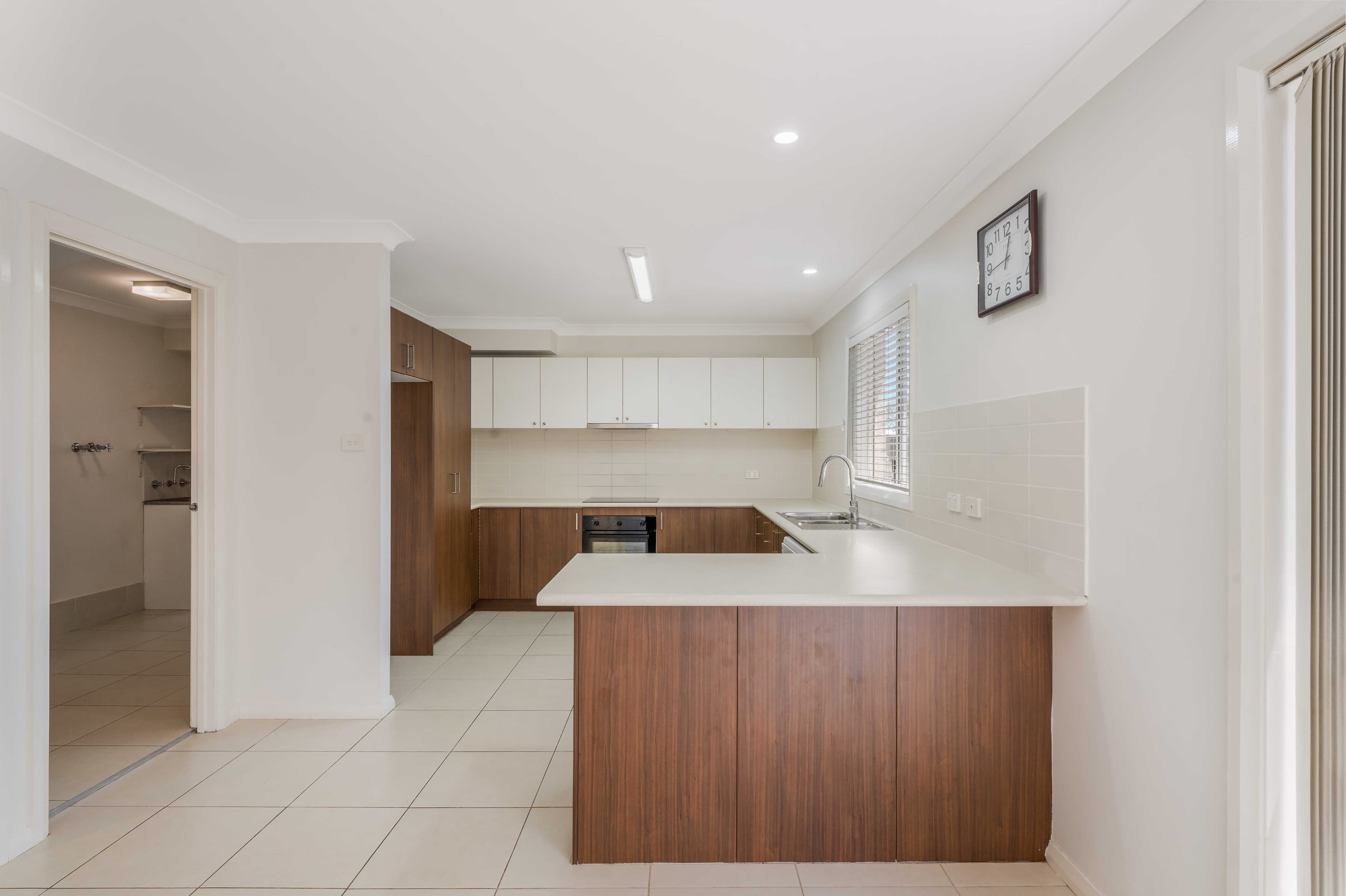 17 Thomas Avenue, Lurnea, Lurnea - Thumbnail 5