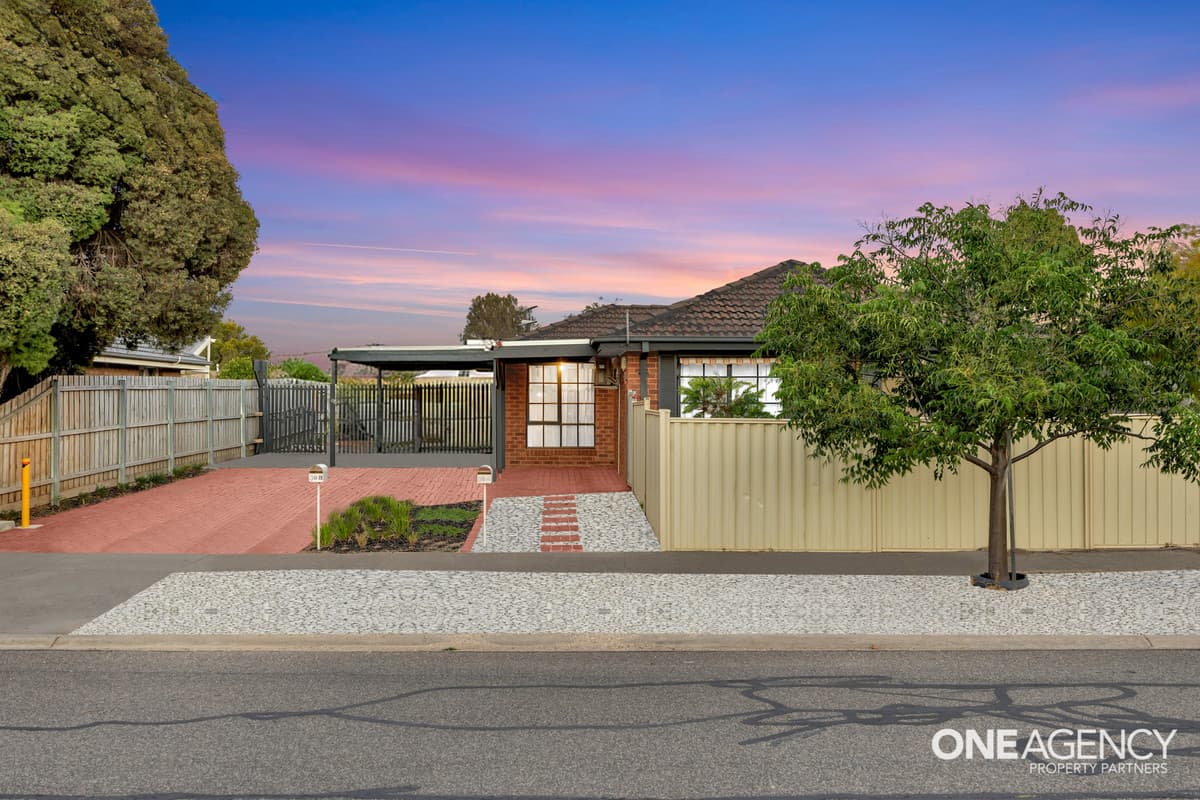 30A Iluka Drive, Werribee, Werribee - Thumbnail 2