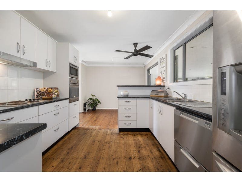 51 Sixth Avenue, Toukley, Toukley - Thumbnail 5
