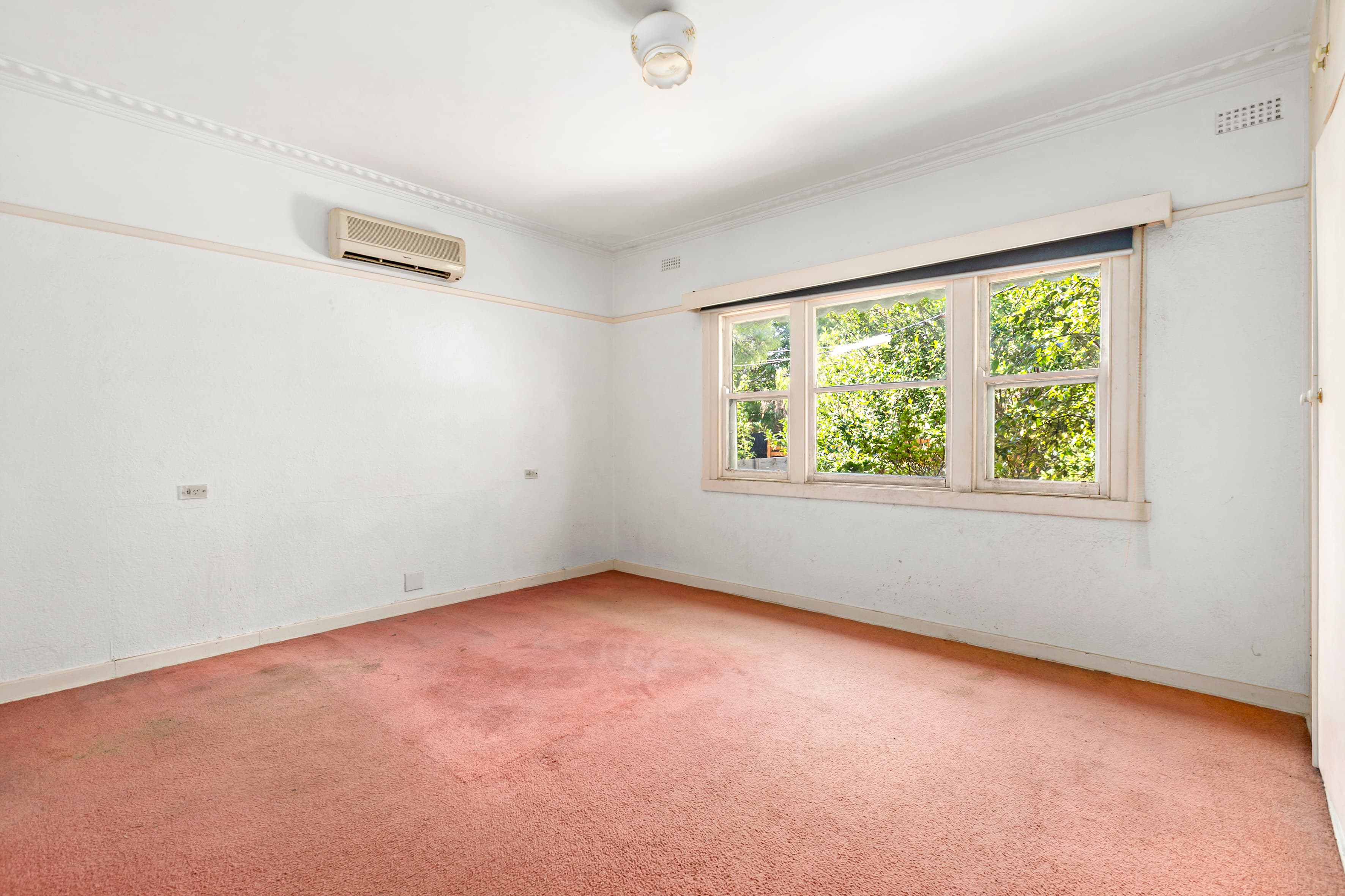 33 Keith Street, Parkdale, Parkdale - Thumbnail 3