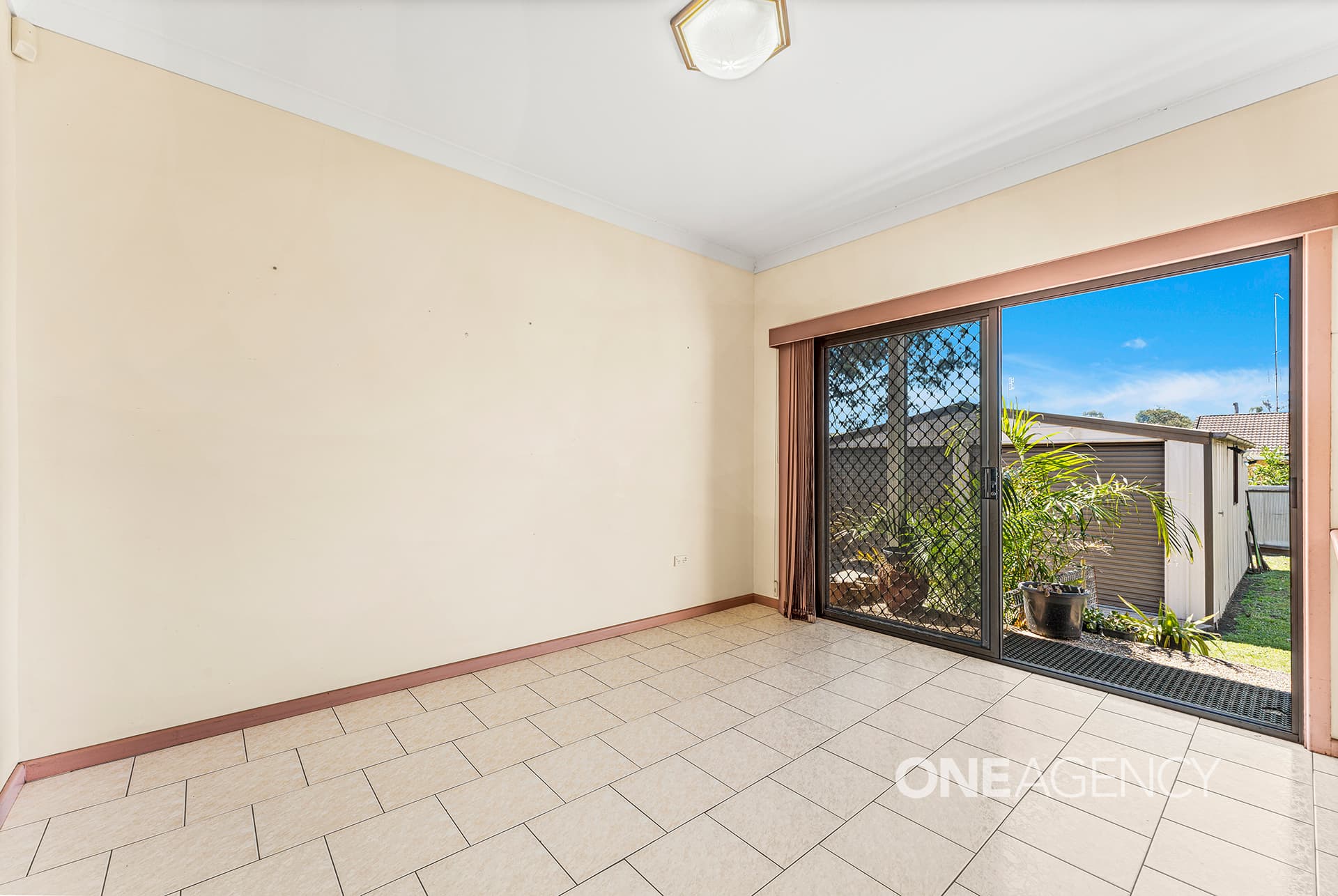 71 Mirrabooka Road, Lake Heights, Lake Heights - Thumbnail 4