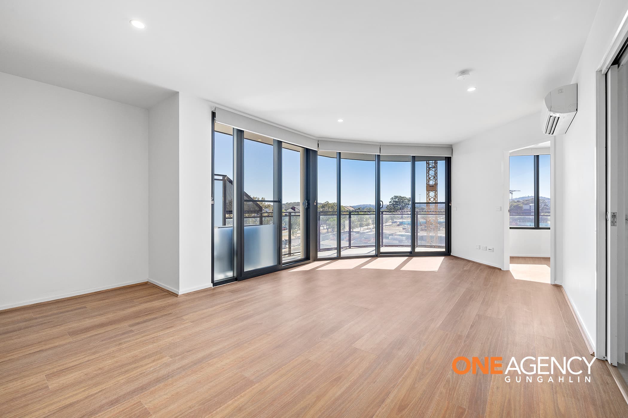 99/2 Hinder Street, Gungahlin, Gungahlin - Thumbnail 2