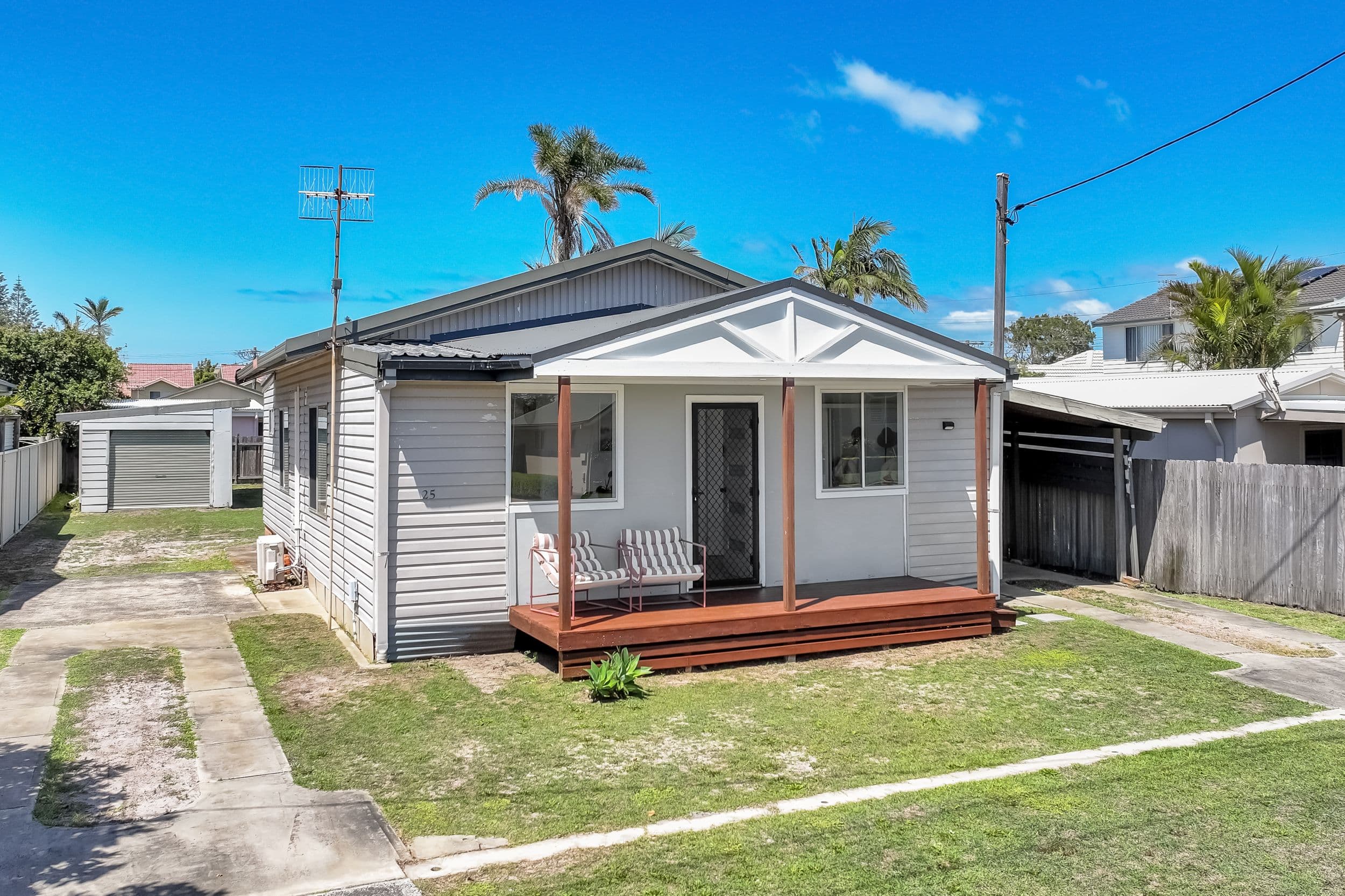 25 Manly Parade, The Entrance North, The Entrance North - Thumbnail 3