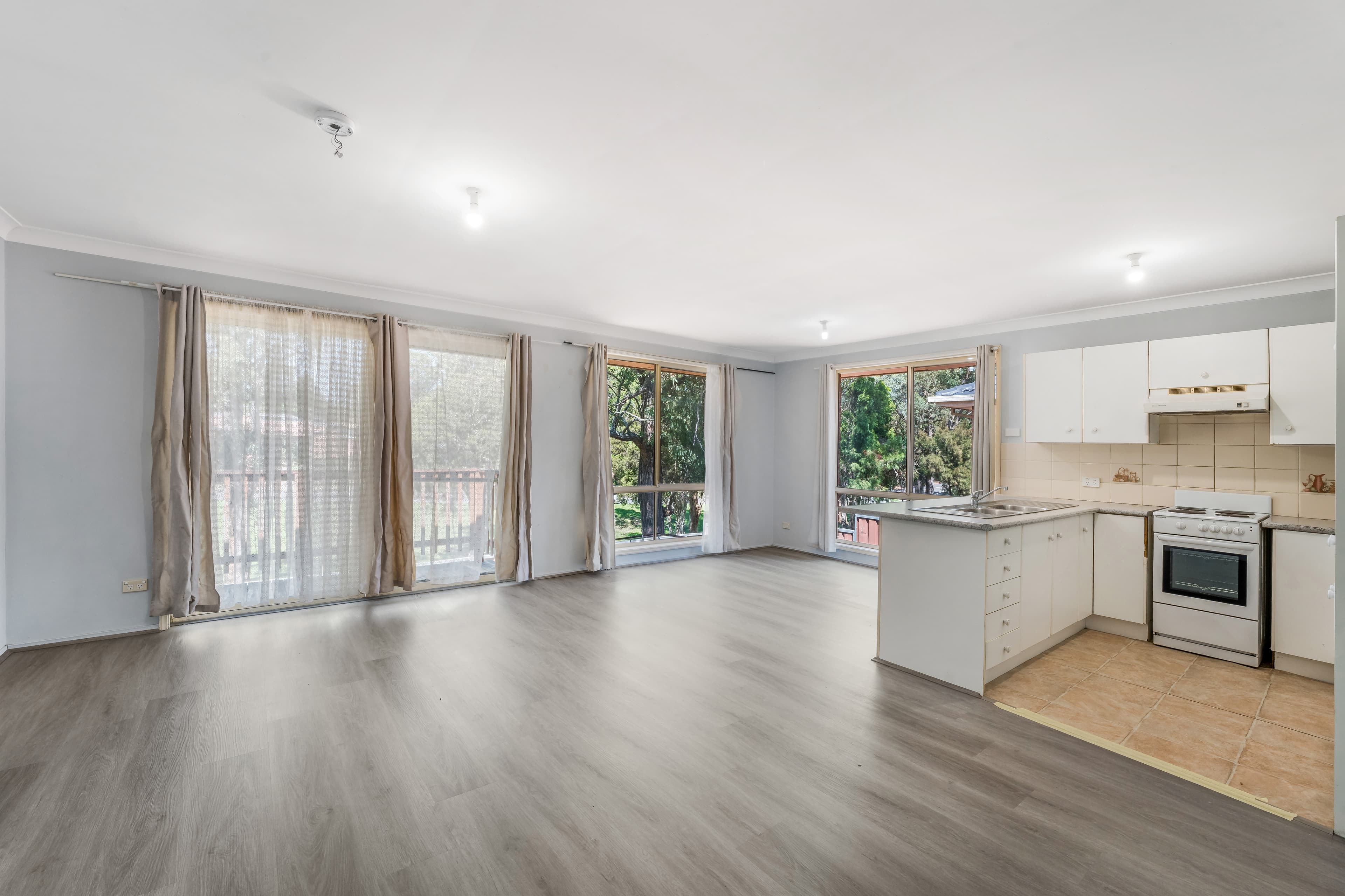 6B Cochrane Street, Minto, Minto - Thumbnail 3