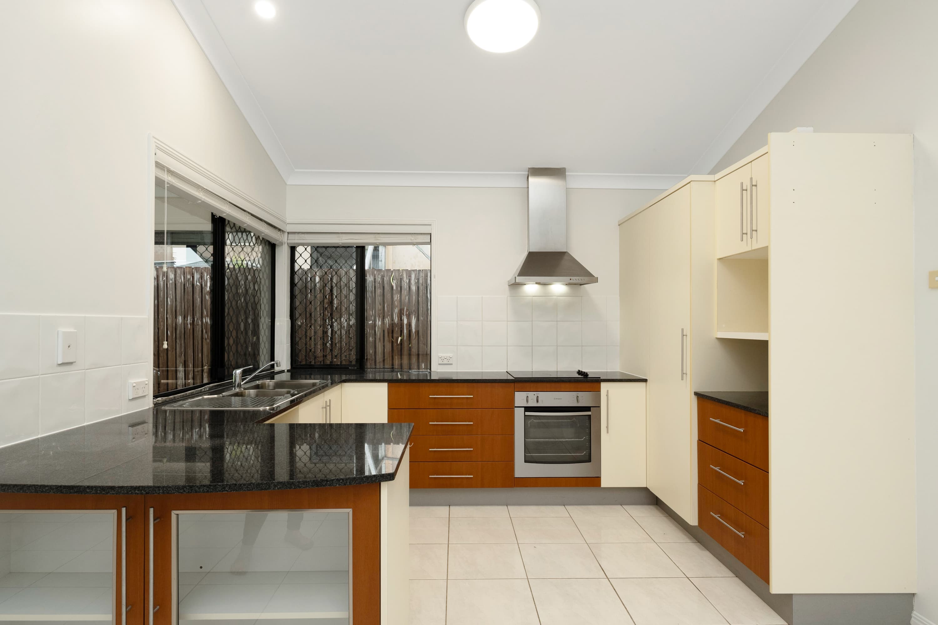 25 Warbler Crescent, Douglas, Douglas - Thumbnail 4