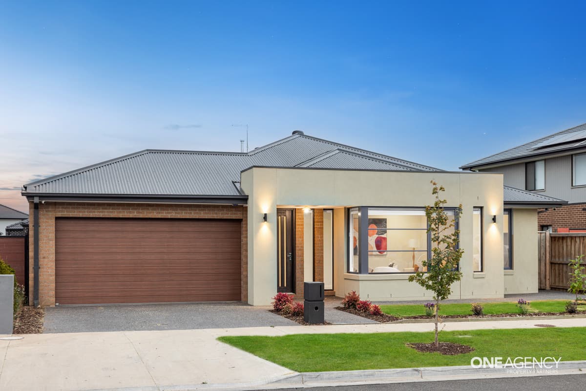 41 Ruthven Way, Mambourin, Mambourin - Thumbnail 2