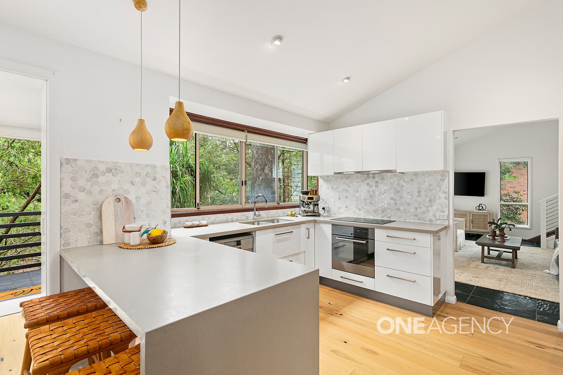 1 Sheringa Grove, Cordeaux Heights, Cordeaux Heights - Thumbnail 4