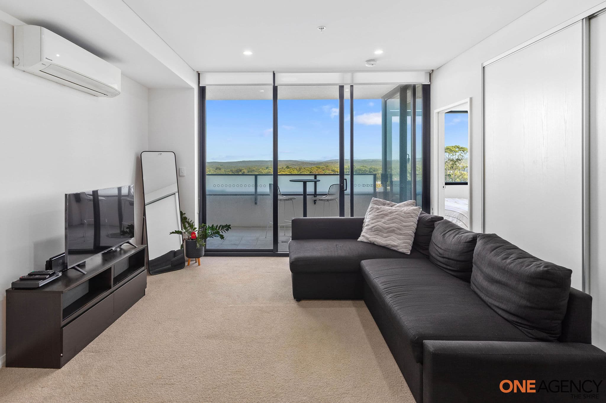606/1 Village Place, Kirrawee, Kirrawee - Thumbnail 2