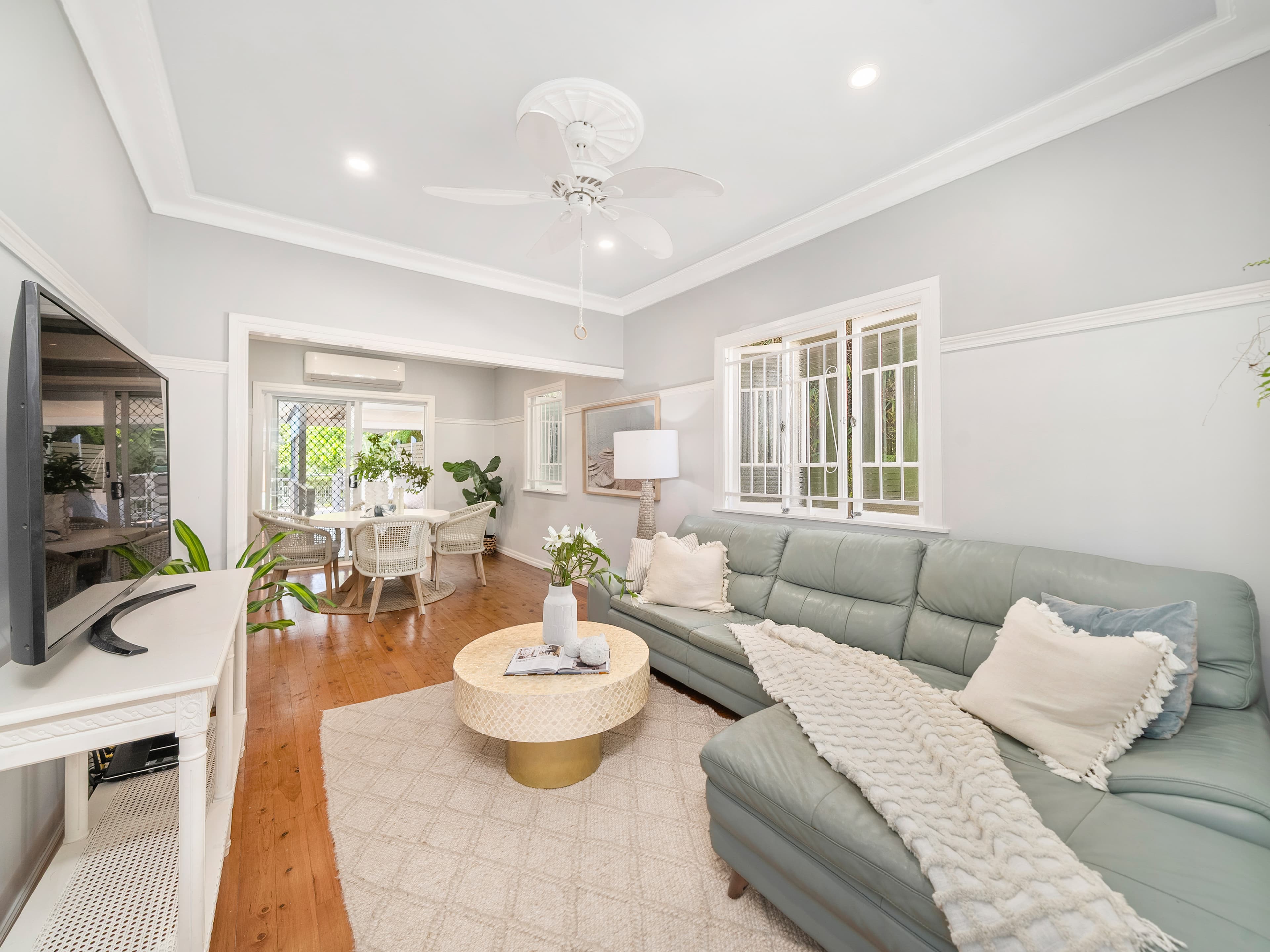 69 Fernlea Avenue, Scarborough, Scarborough - Thumbnail 4