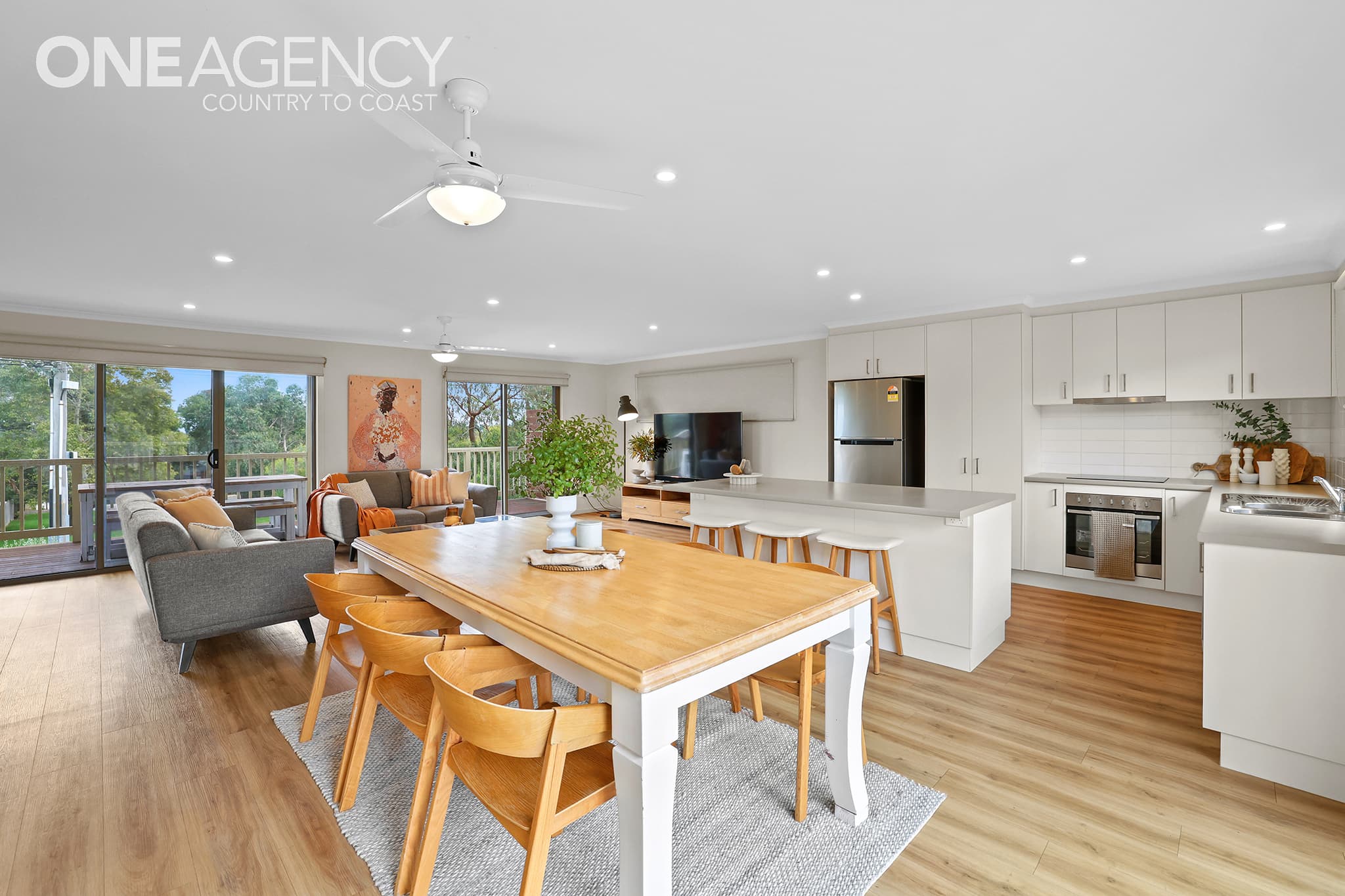 53 Red Rocks Road, Cowes, Cowes - Thumbnail 2