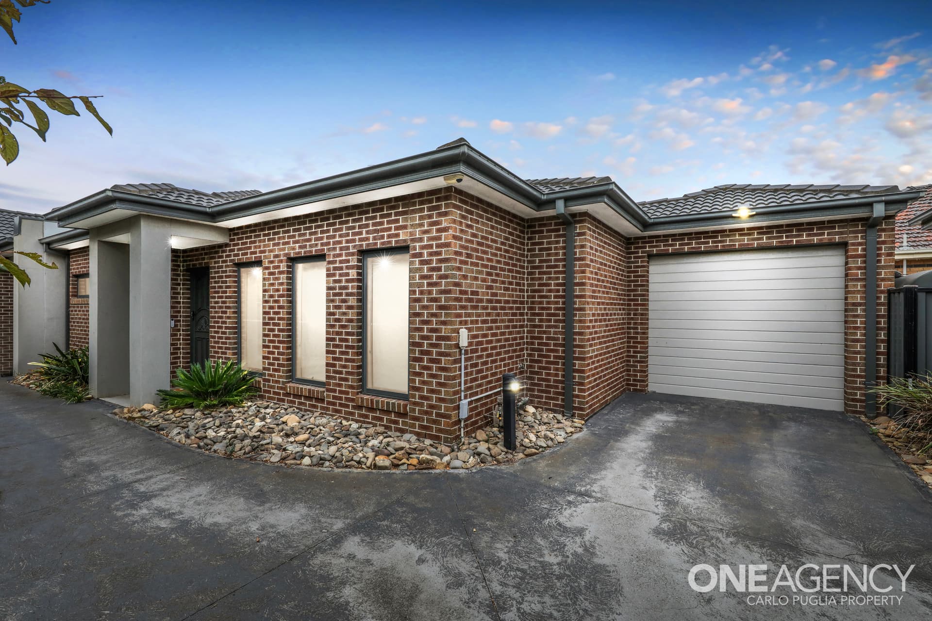 2/27 Ainsworth Street, Sunshine West, Sunshine West - Image 1