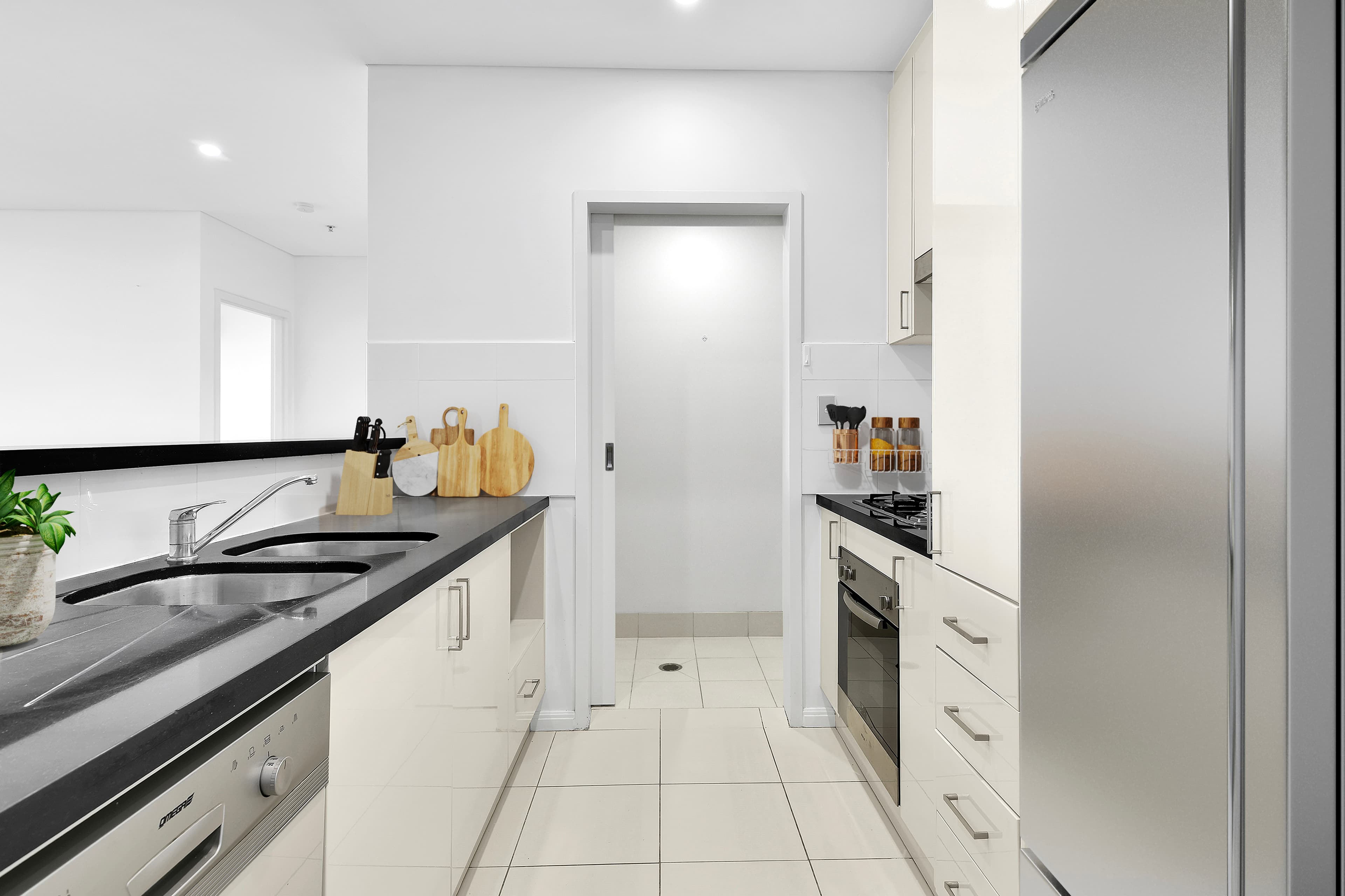 1420/1C Burdett Street, Hornsby, Hornsby - Thumbnail 3