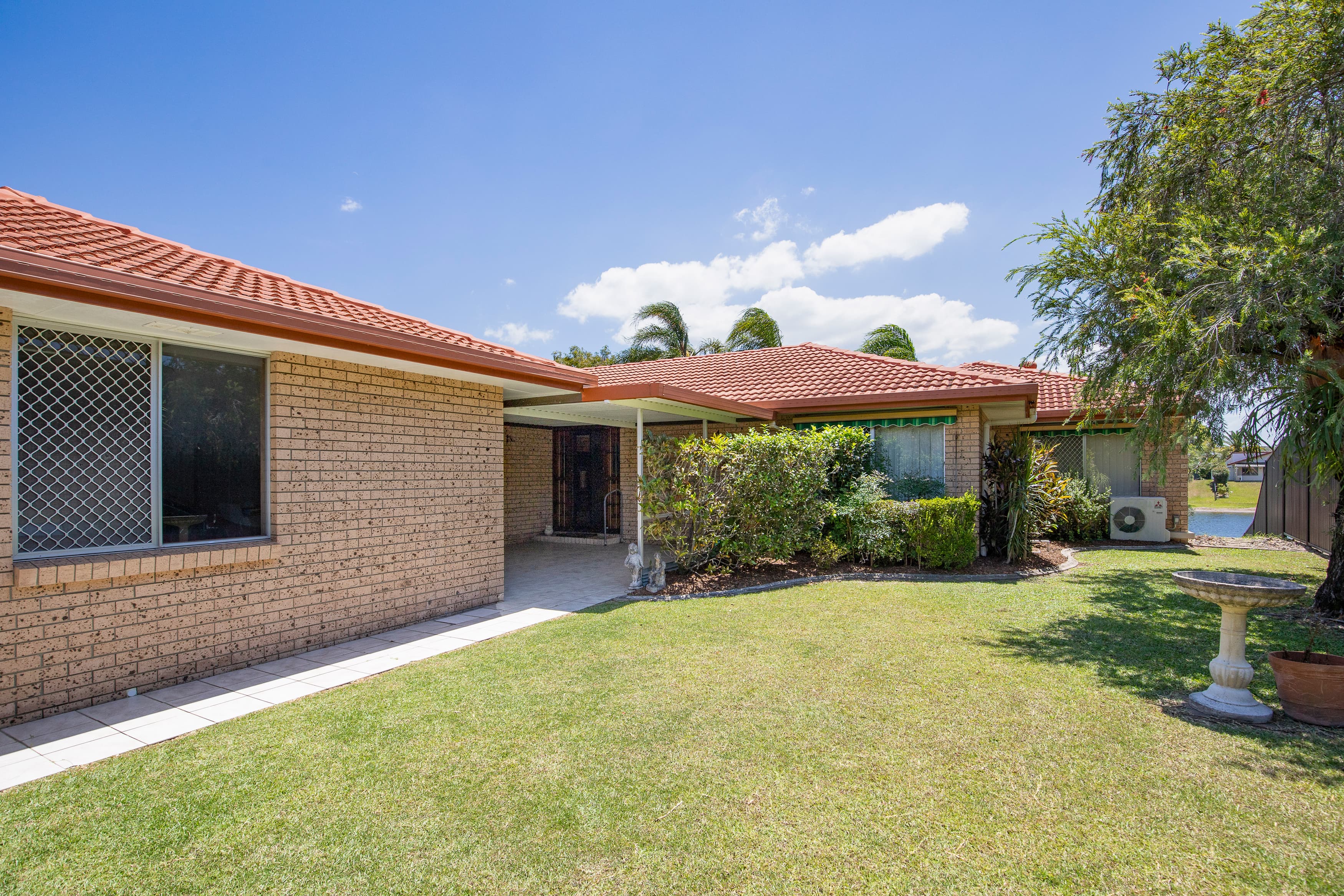 96 Jabiru Avenue, Burleigh Waters, Burleigh Waters - Thumbnail 3