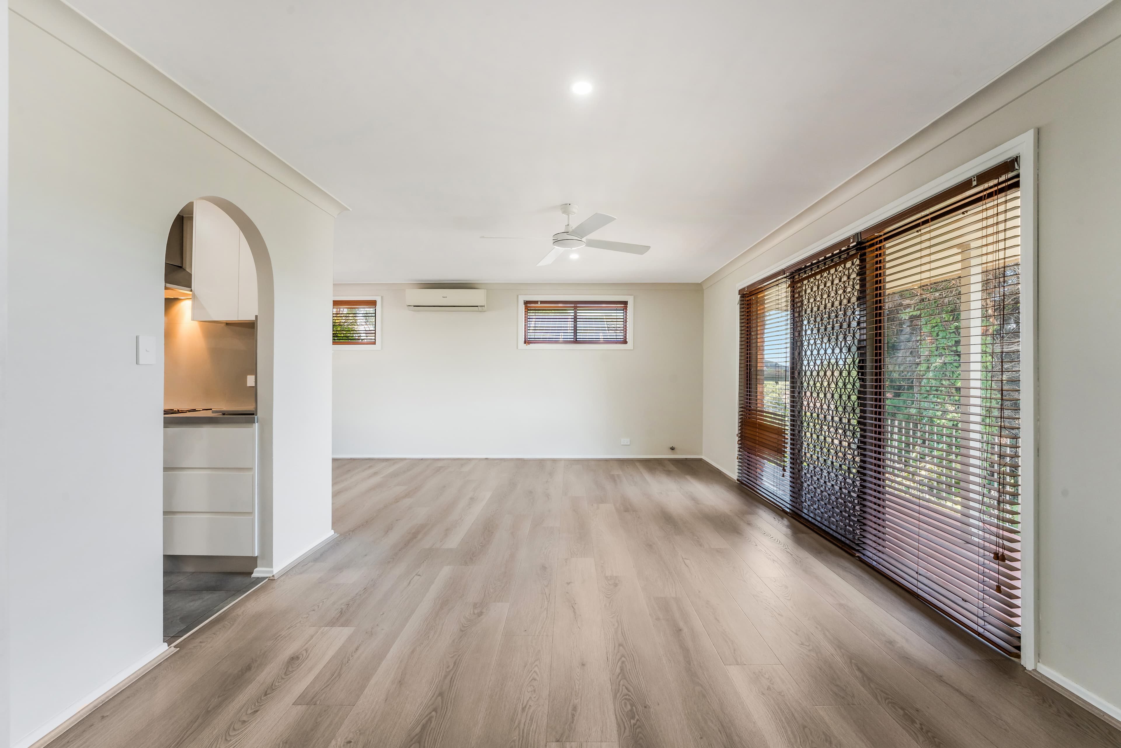 24 Woodcourt Street, Ambarvale, Ambarvale - Thumbnail 3