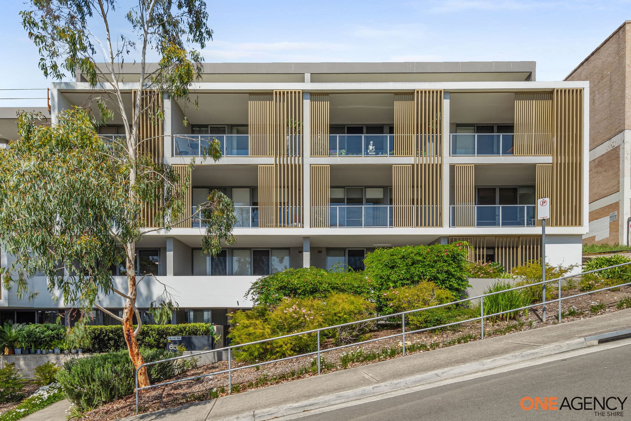 9/65 Hobart Place, Illawong, Illawong - Image 1