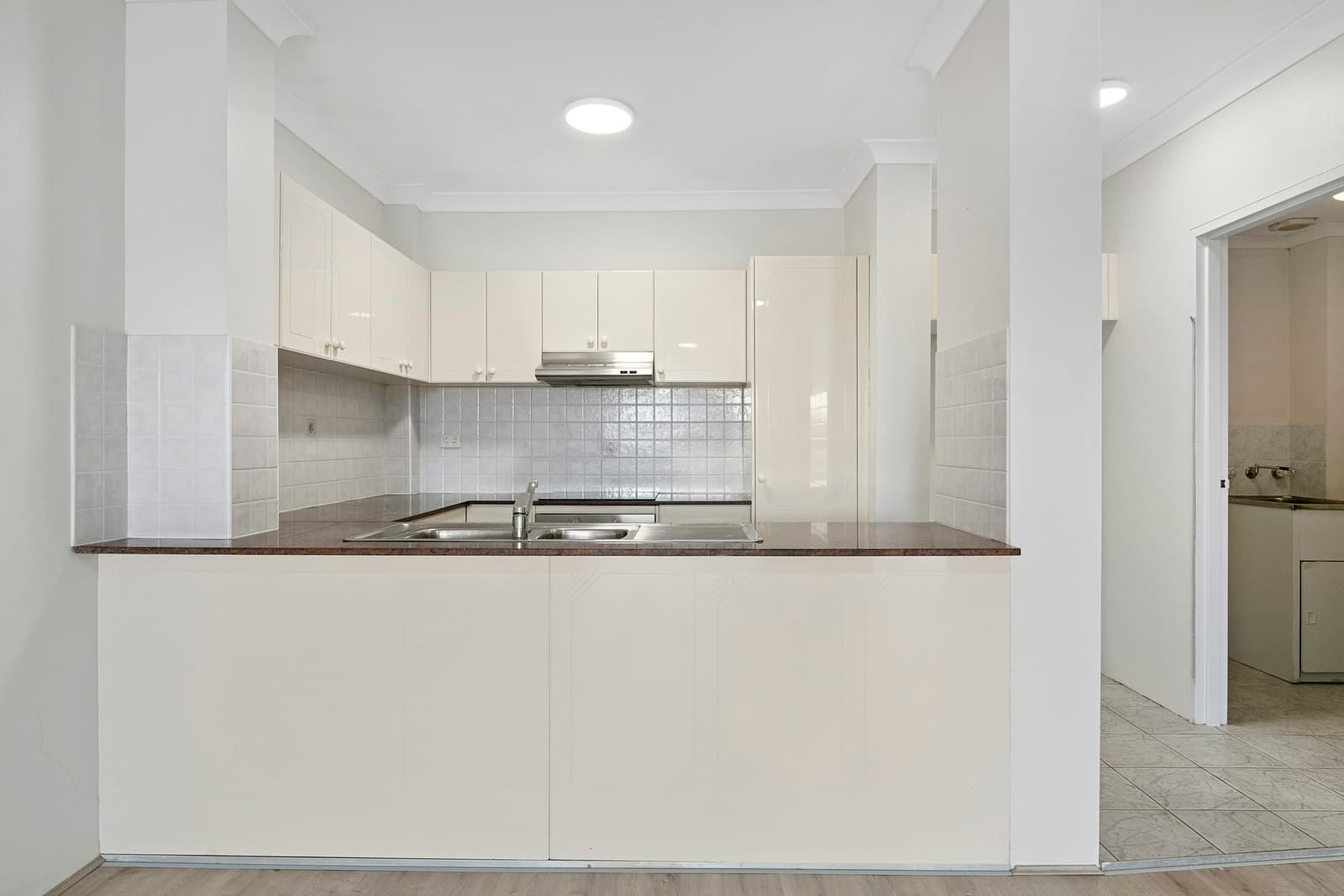 6/9-15 Willock Avenue, Miranda, Miranda - Thumbnail 4