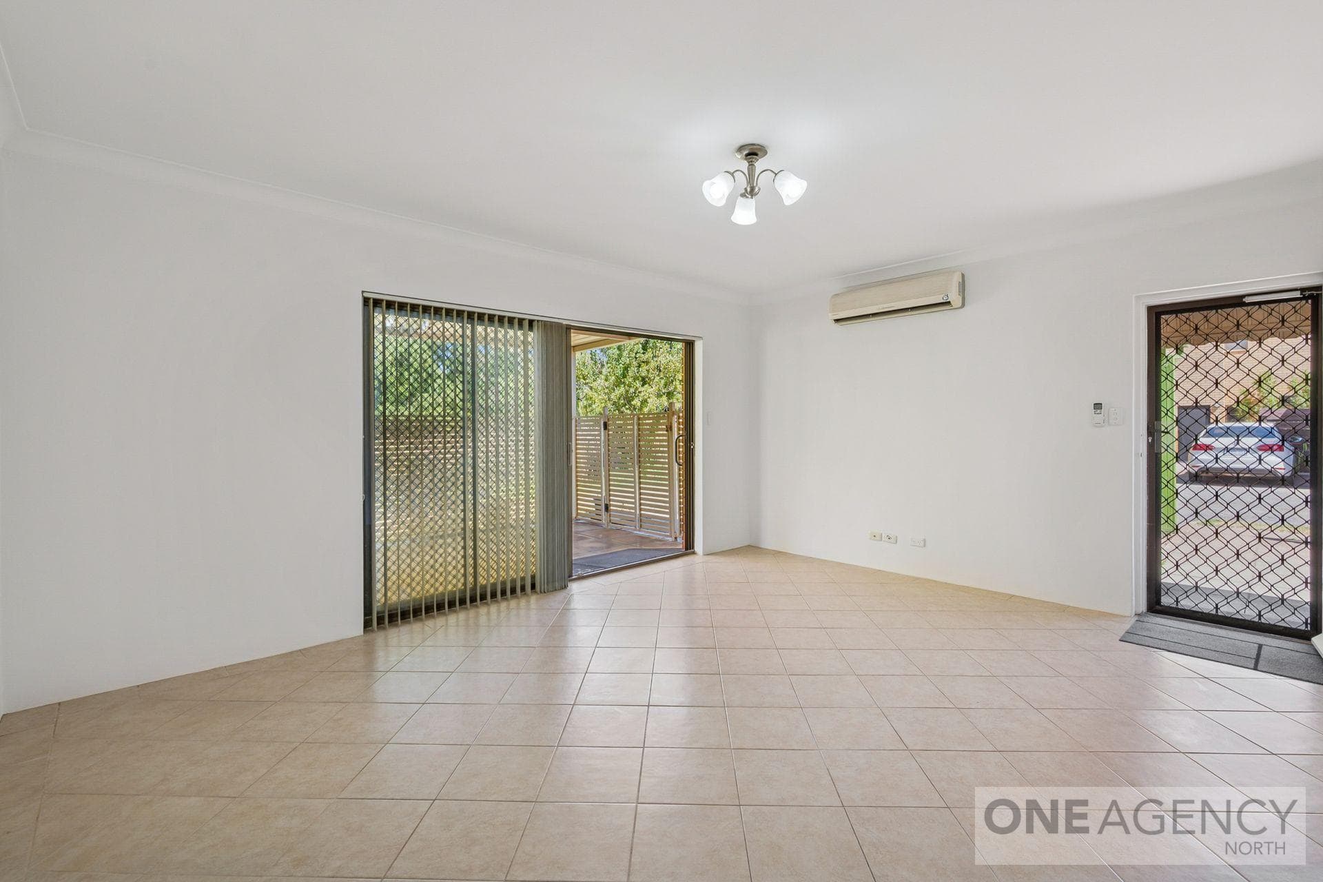 33/50 Pollard Street, Glendalough, Glendalough - Thumbnail 4