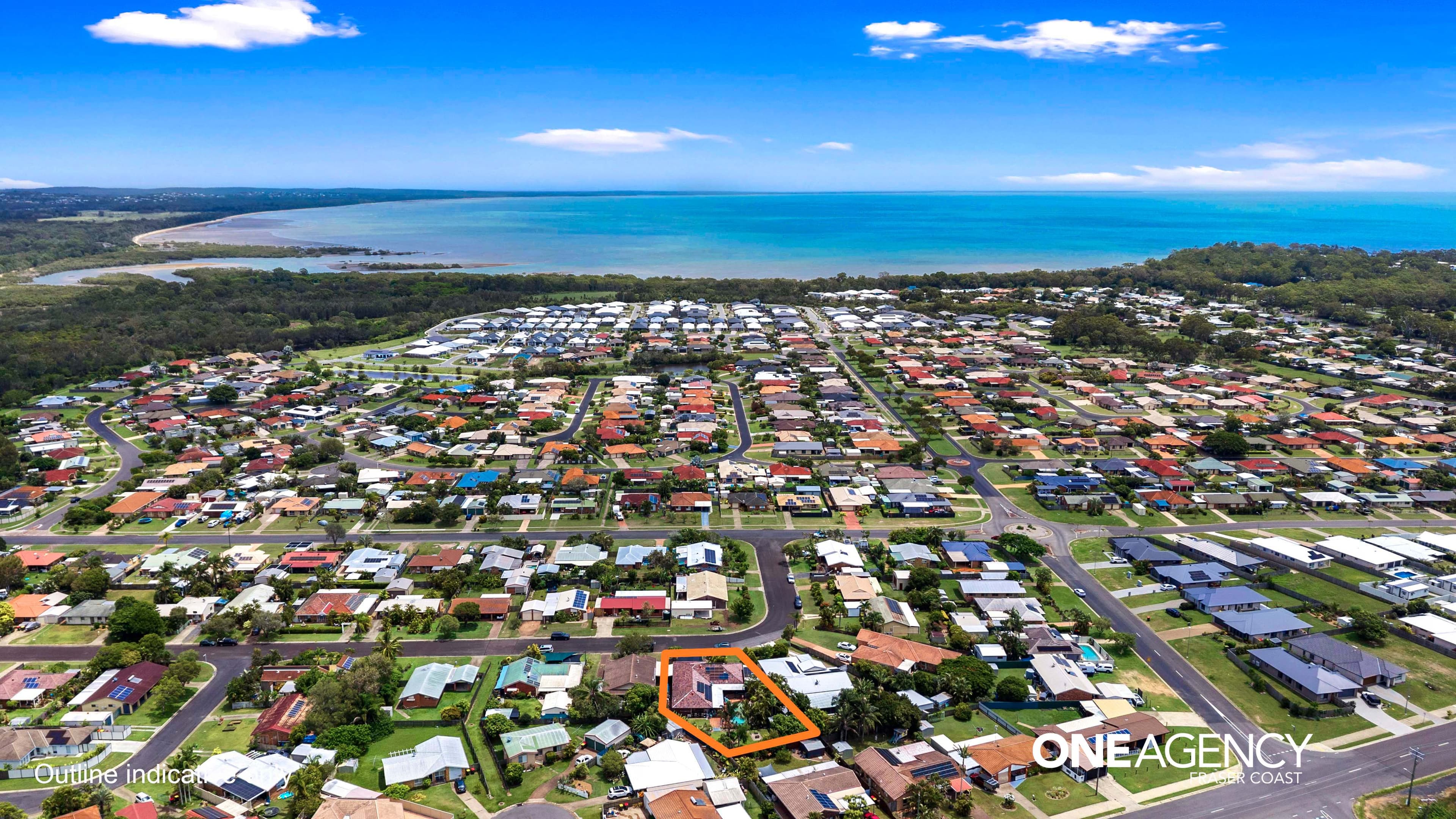 12 Michelle Drive, Point Vernon, Point Vernon - Thumbnail 2