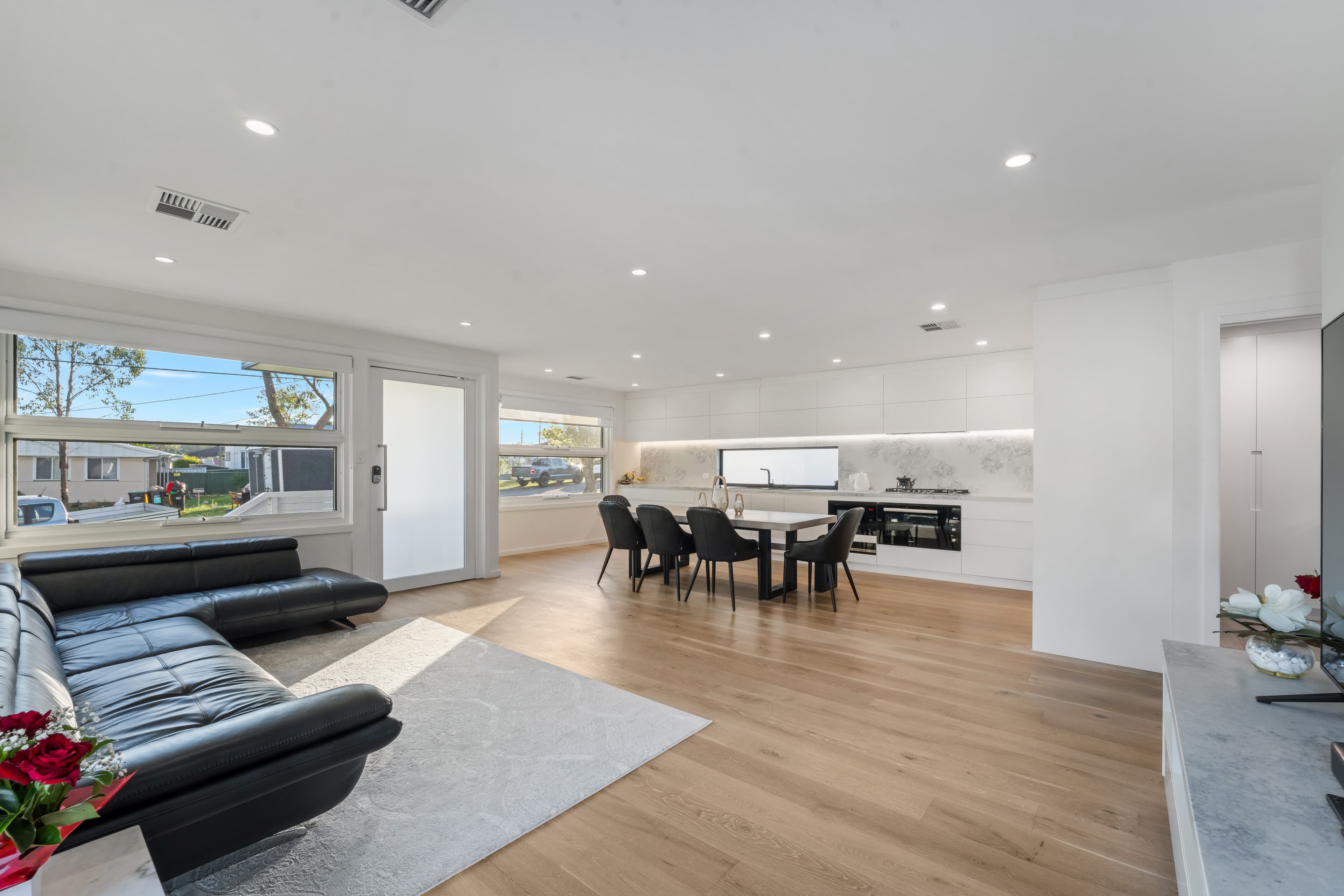 21 Appleton Avenue, Lurnea, Lurnea - Thumbnail 6
