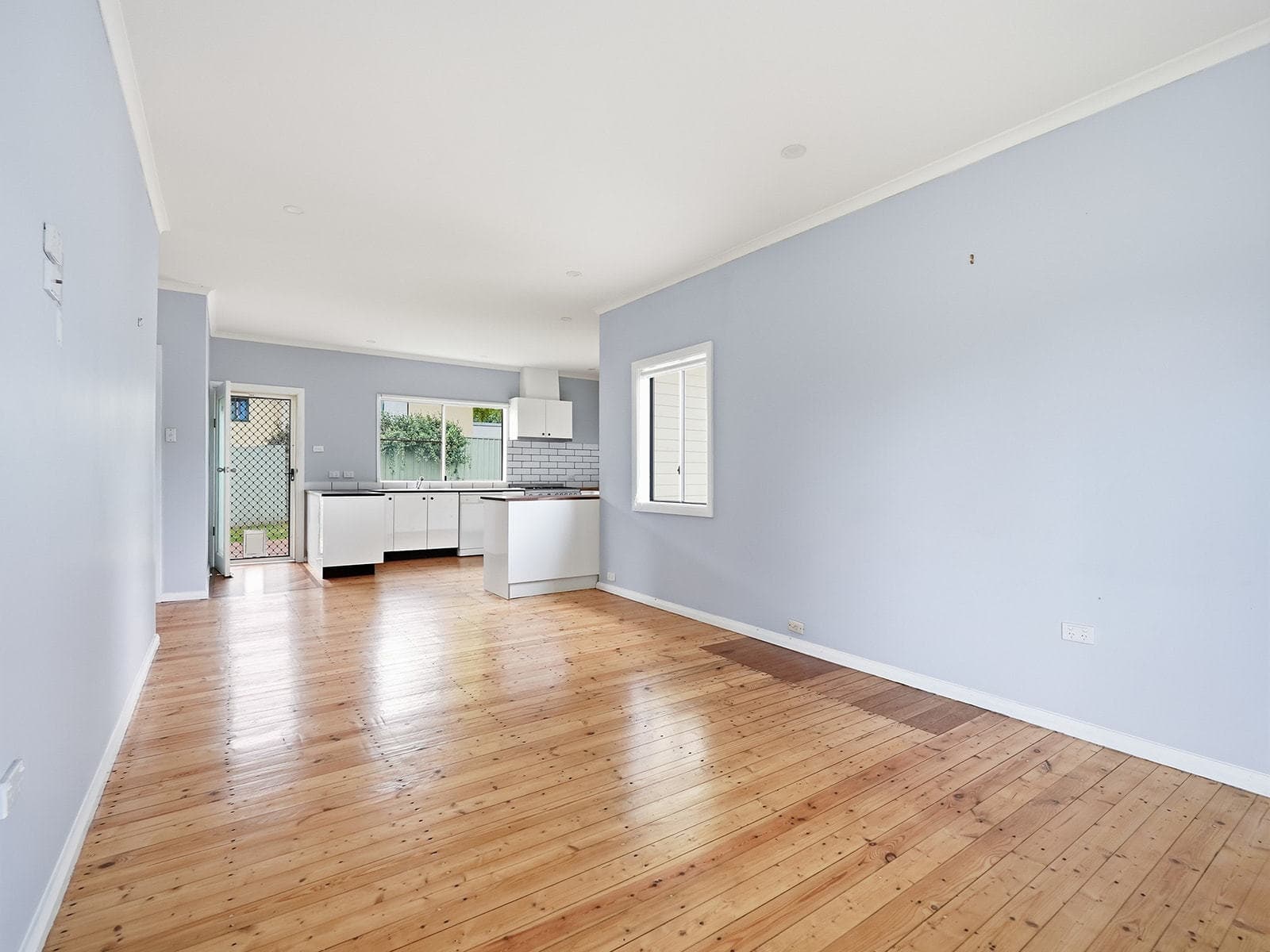 100 Matthews Avenue, Orange, Orange - Thumbnail 4