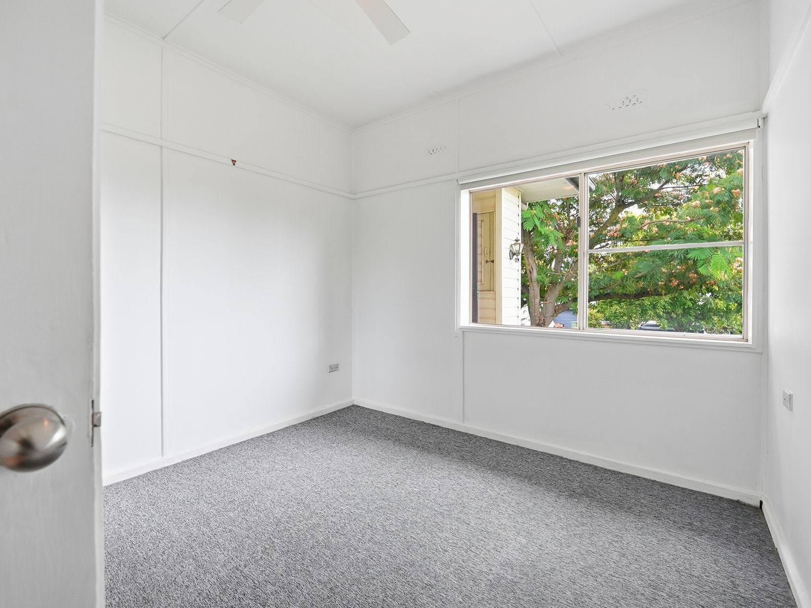 100 Matthews Avenue, Orange, Orange - Thumbnail 7
