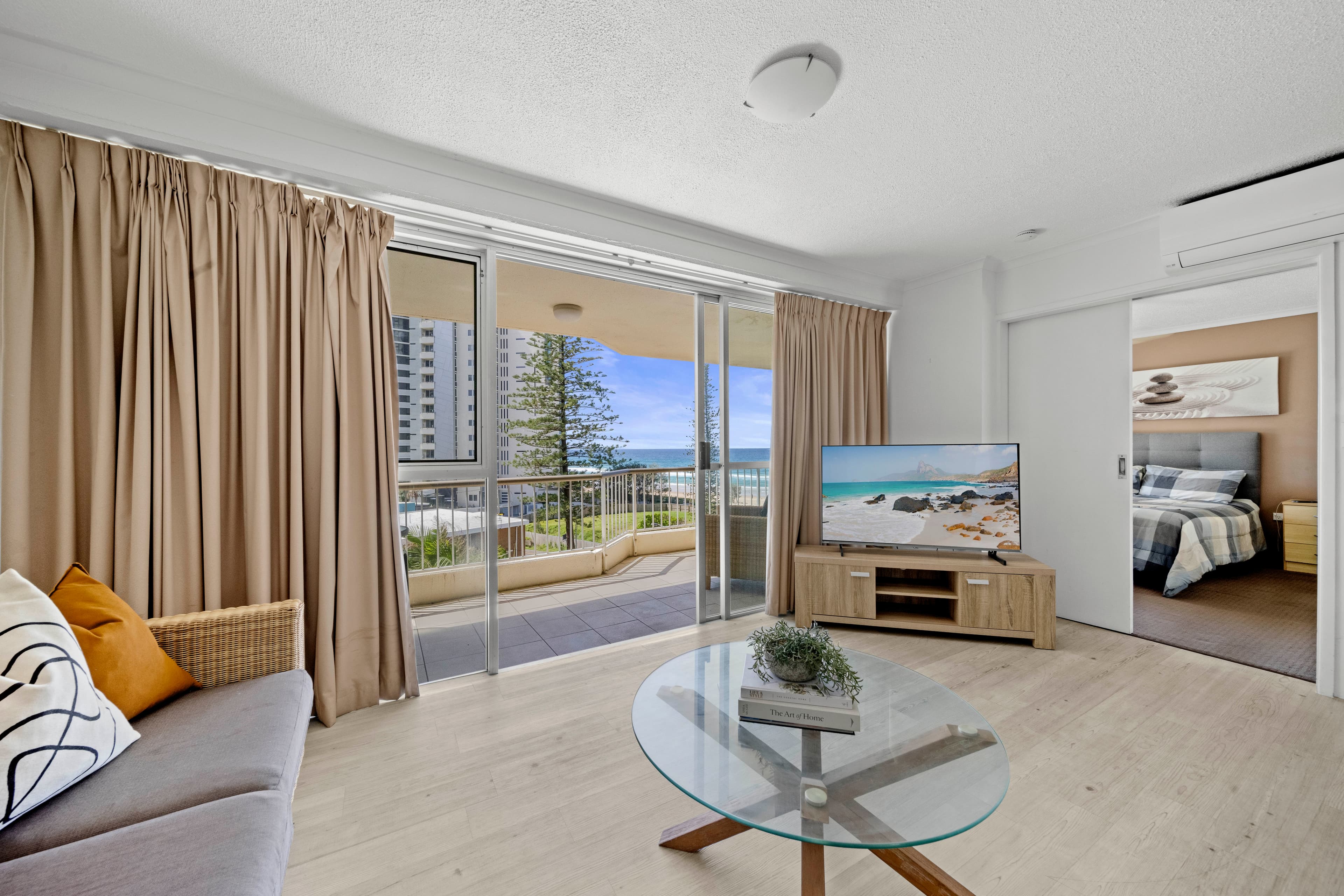 502/10 Vista Street, Surfers Paradise, Surfers Paradise - Thumbnail 7