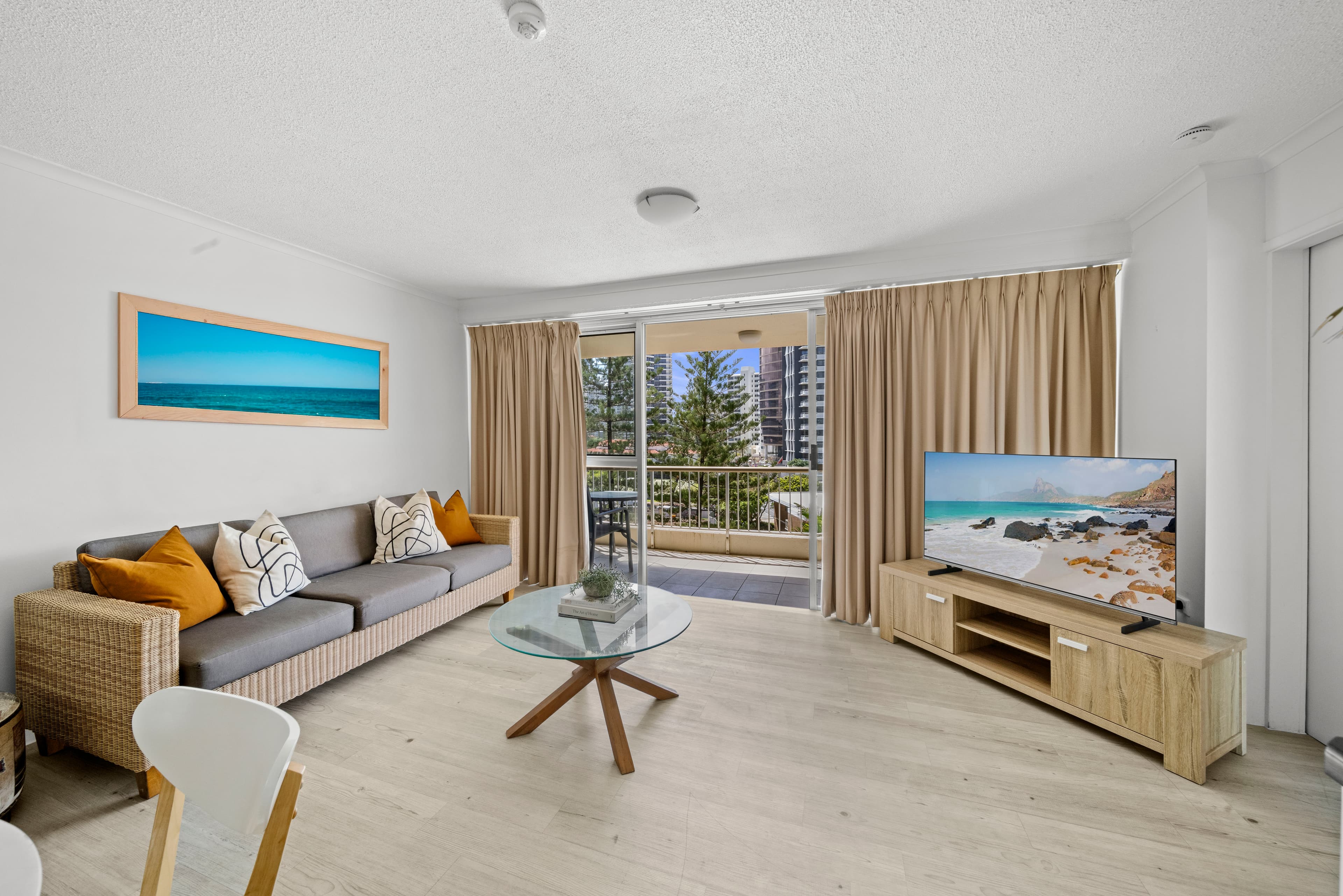 502/10 Vista Street, Surfers Paradise, Surfers Paradise - Thumbnail 5