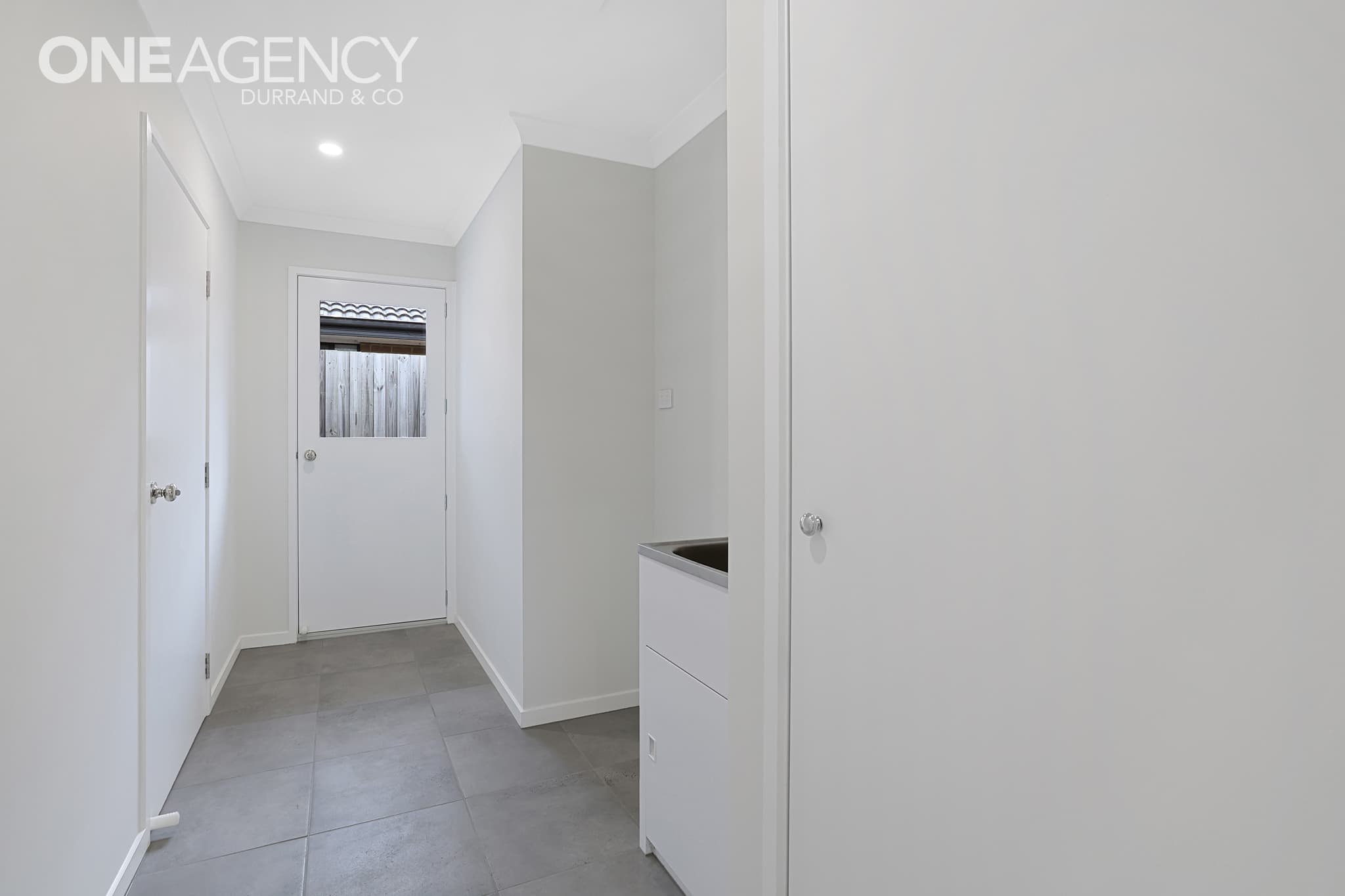 9 Florence Avenue, Moe, Moe - Thumbnail 8