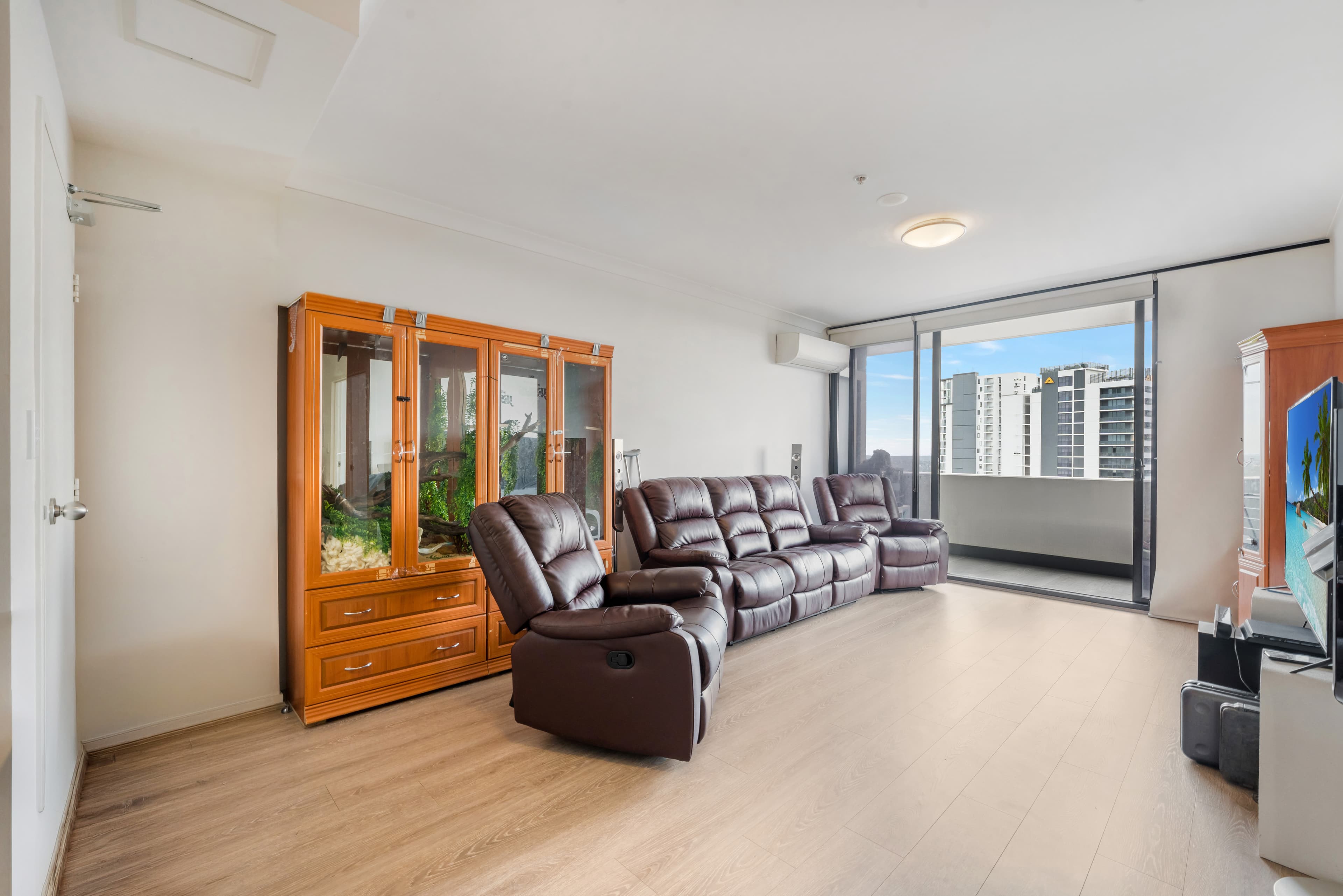 1805 & 1805a/420 Macquarie Street, Liverpool, Liverpool - Thumbnail 8