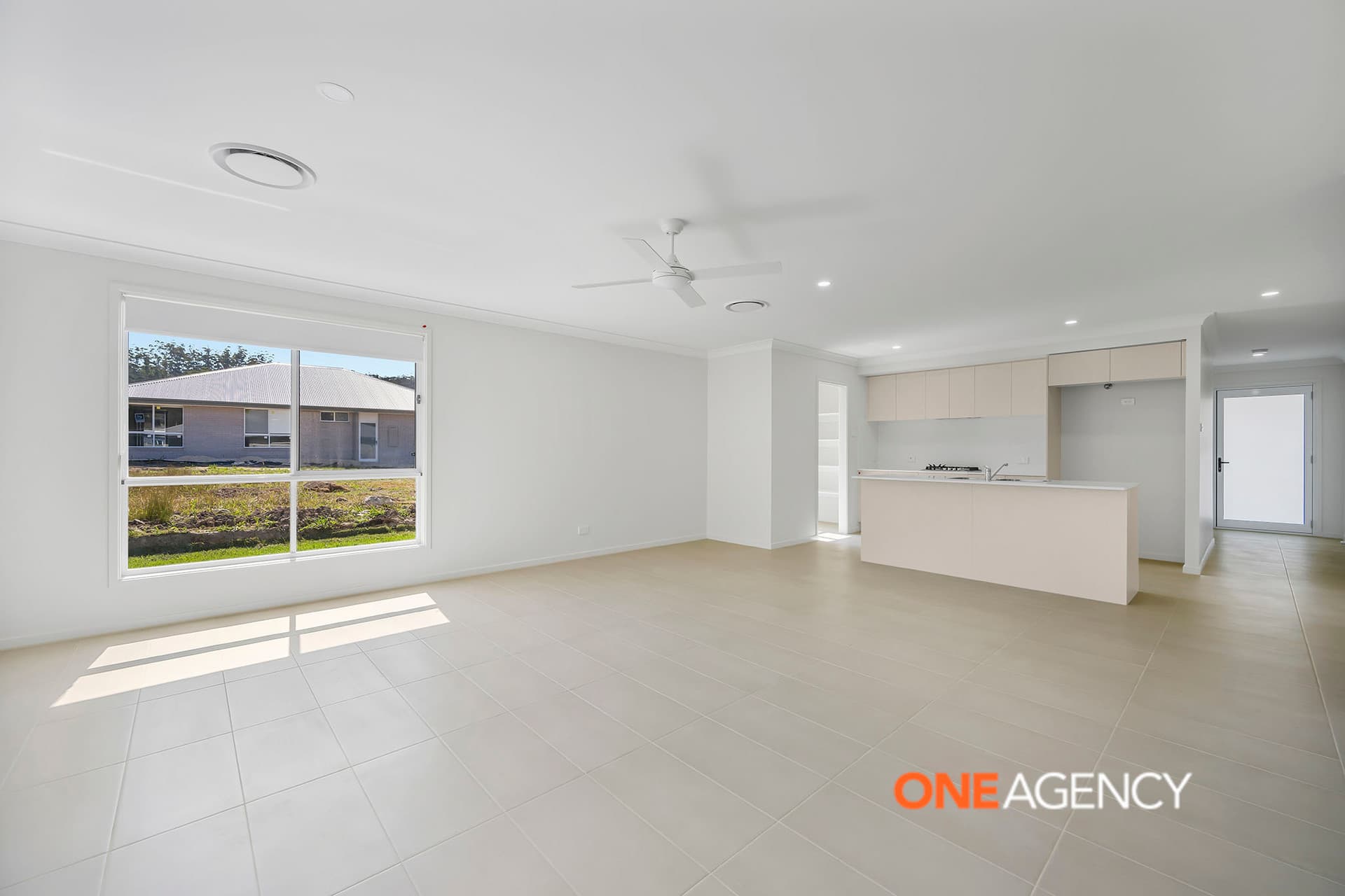 13 Vernon Circuit, Kew, Kew - Thumbnail 4