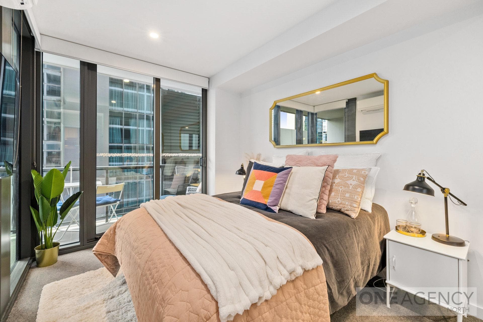 1408/380 Murray Street, Perth, Perth - Thumbnail 3