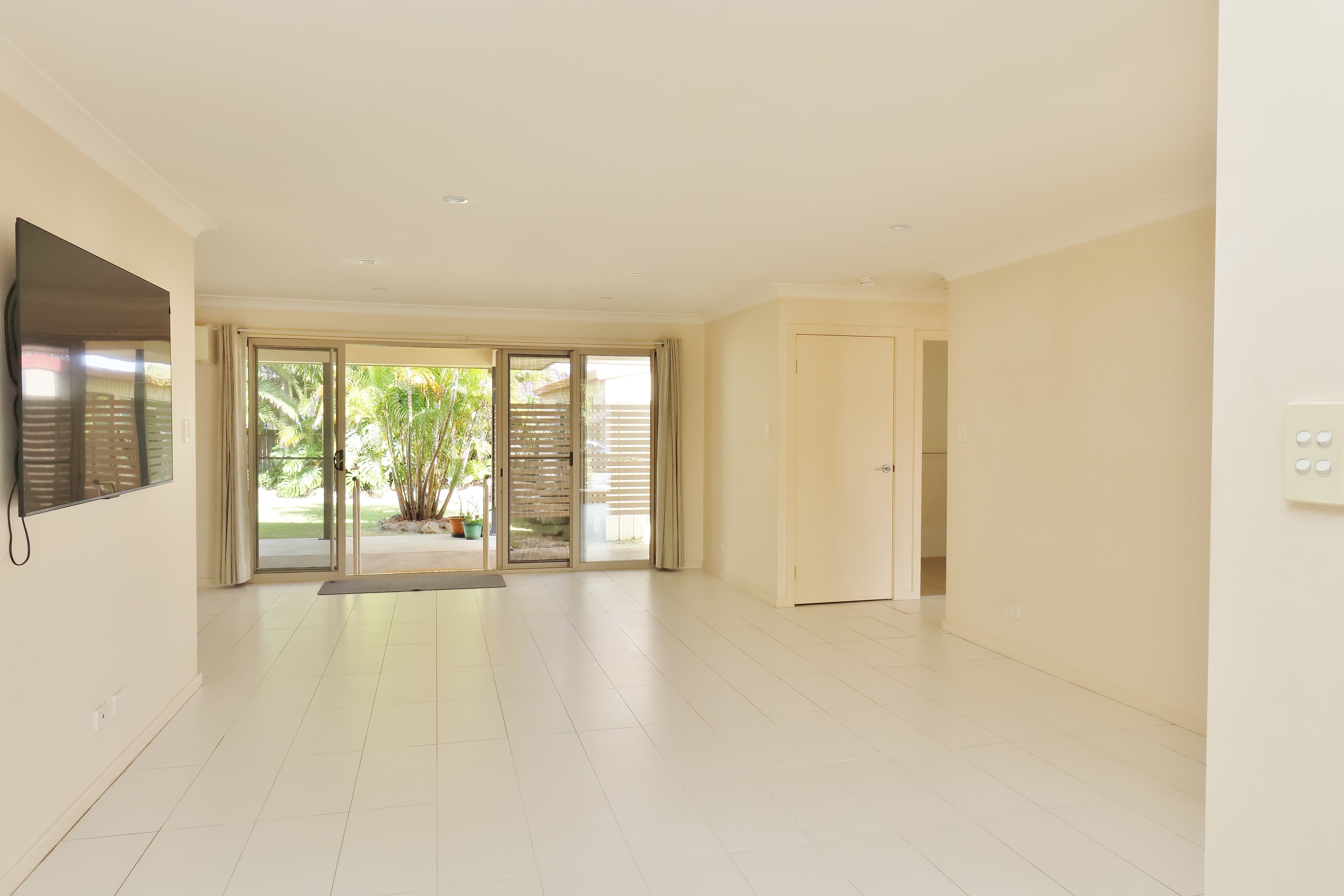 9 Teal Close, Lakewood, Lakewood - Thumbnail 5