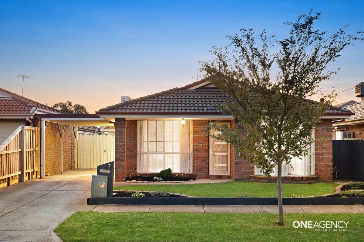 7 Knox Court, Altona Meadows, Altona Meadows - Thumbnail 4