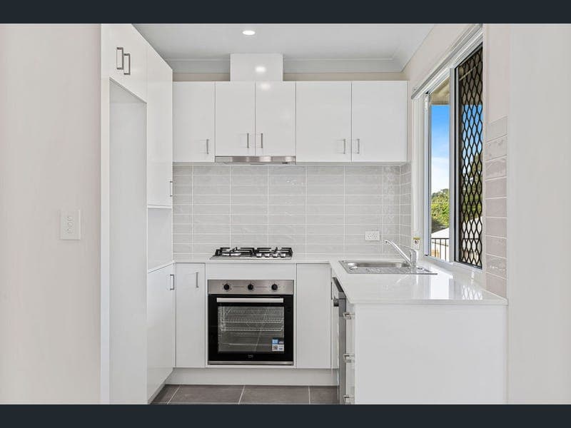 35 Oaklands Drive, Caboolture South, Caboolture South - Thumbnail 6
