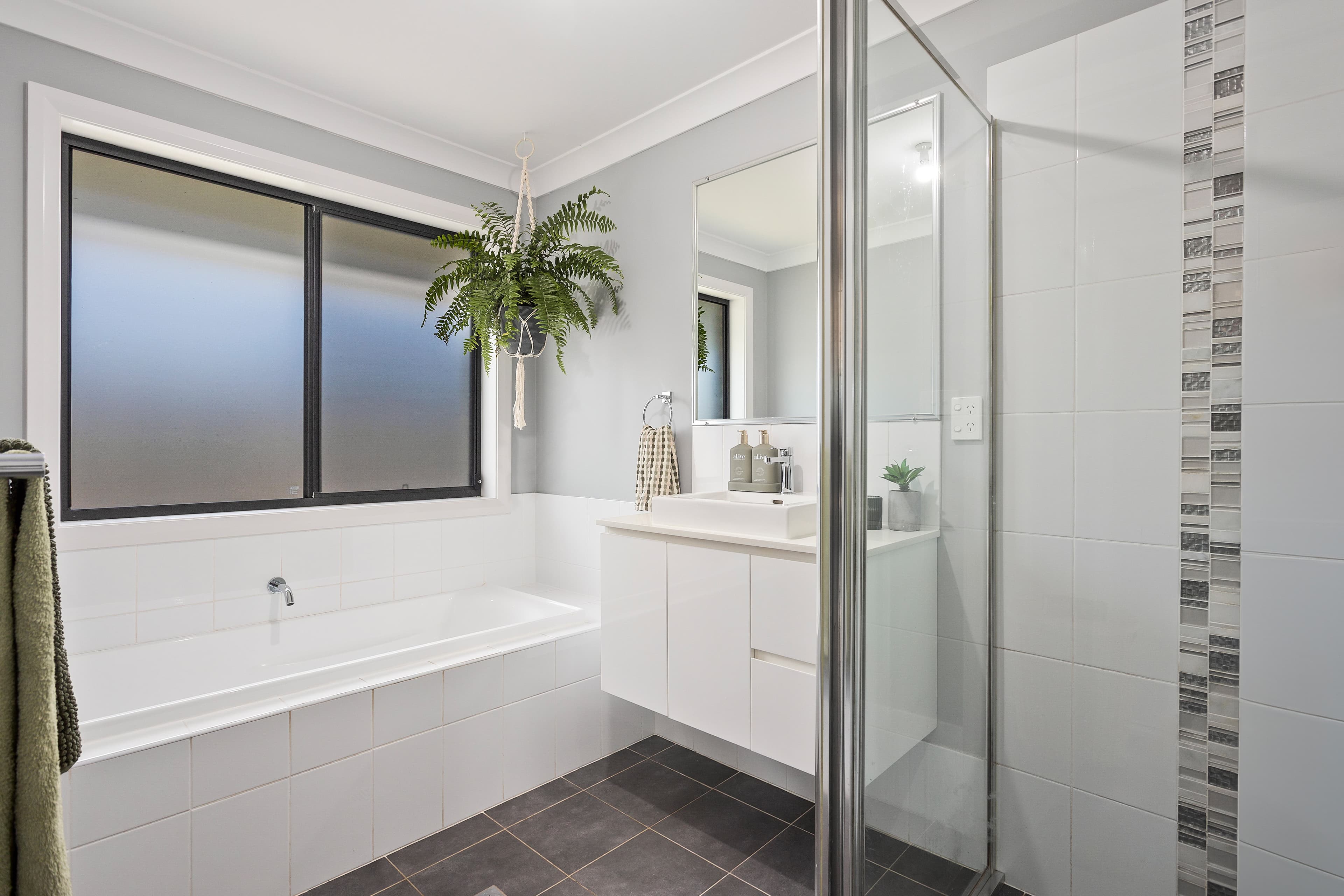 46 Yellow Rock Road, Tullimbar, Tullimbar - Thumbnail 6