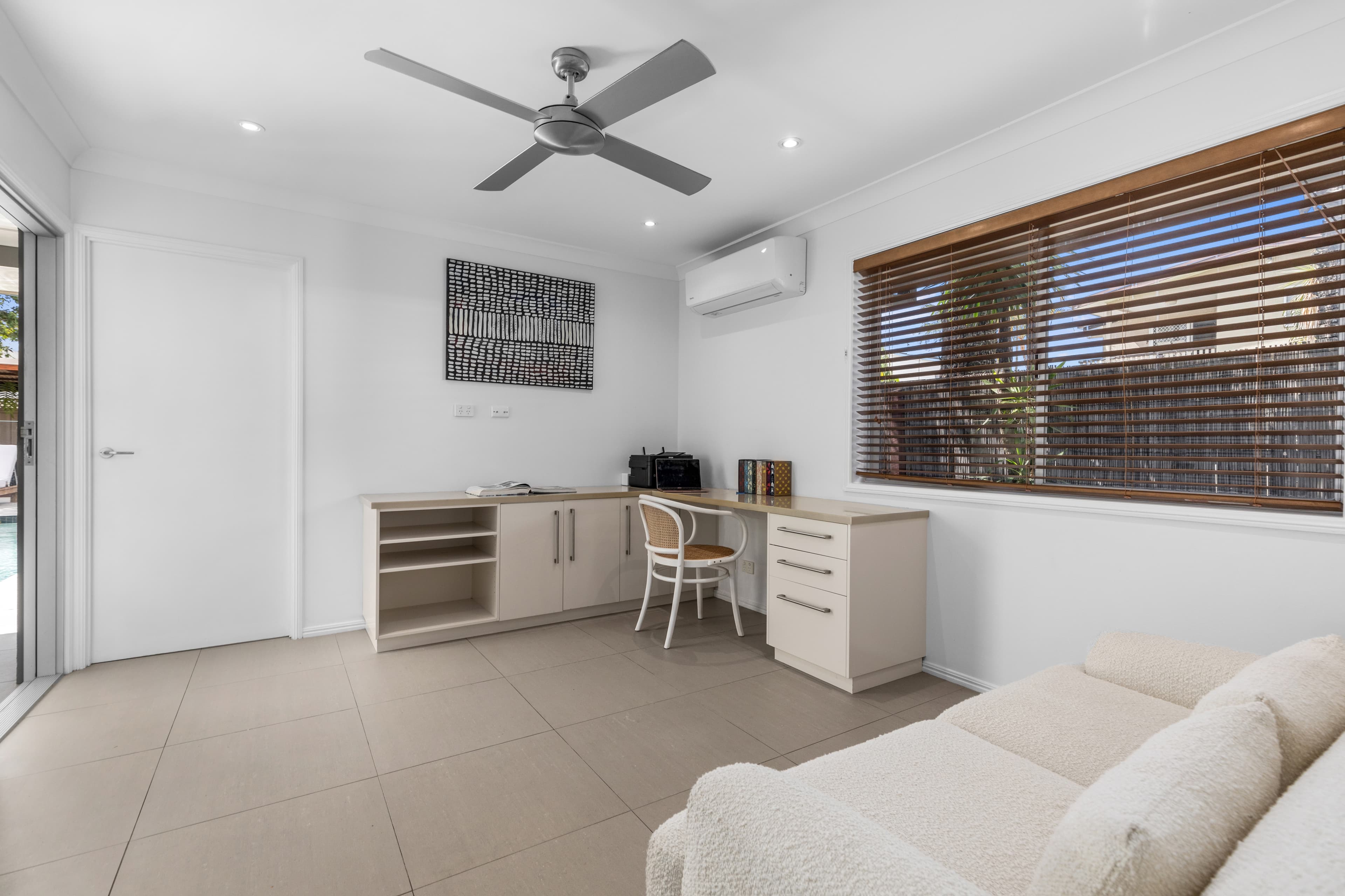 73 Chainey Avenue, Miami, Miami - Thumbnail 3